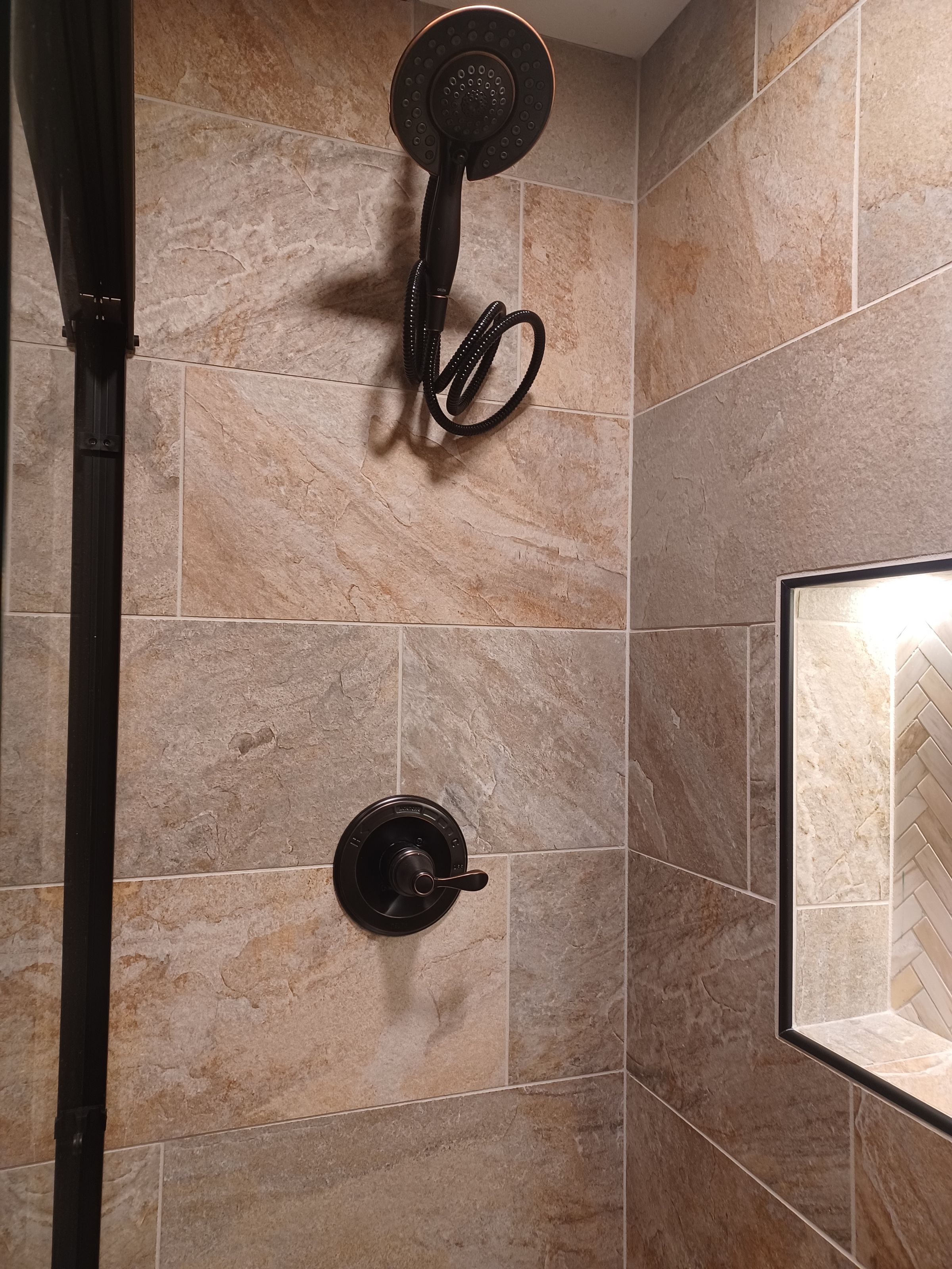 Mad Handy Construction & Repair llc's image