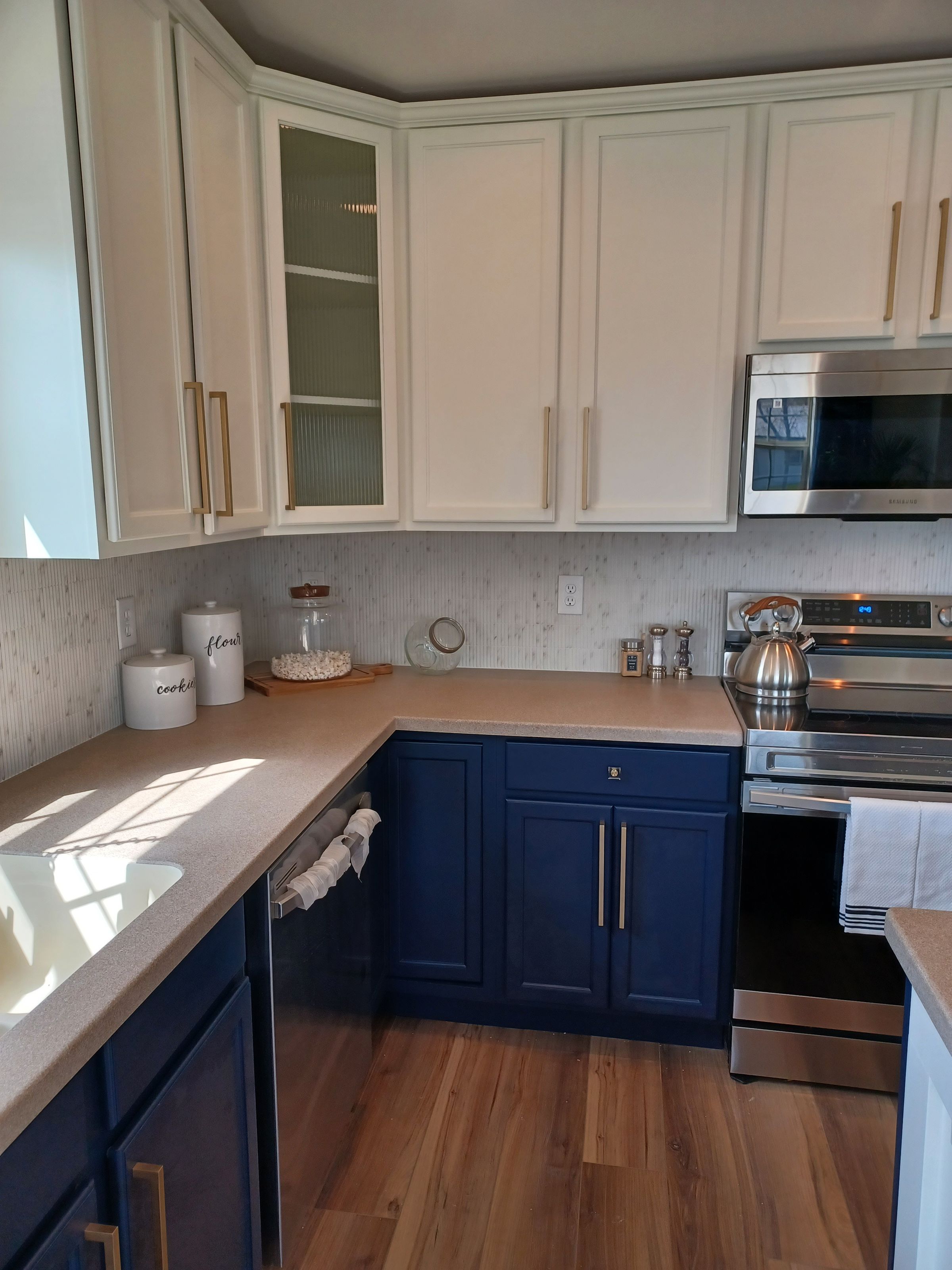 Mad Handy Construction & Repair llc's image