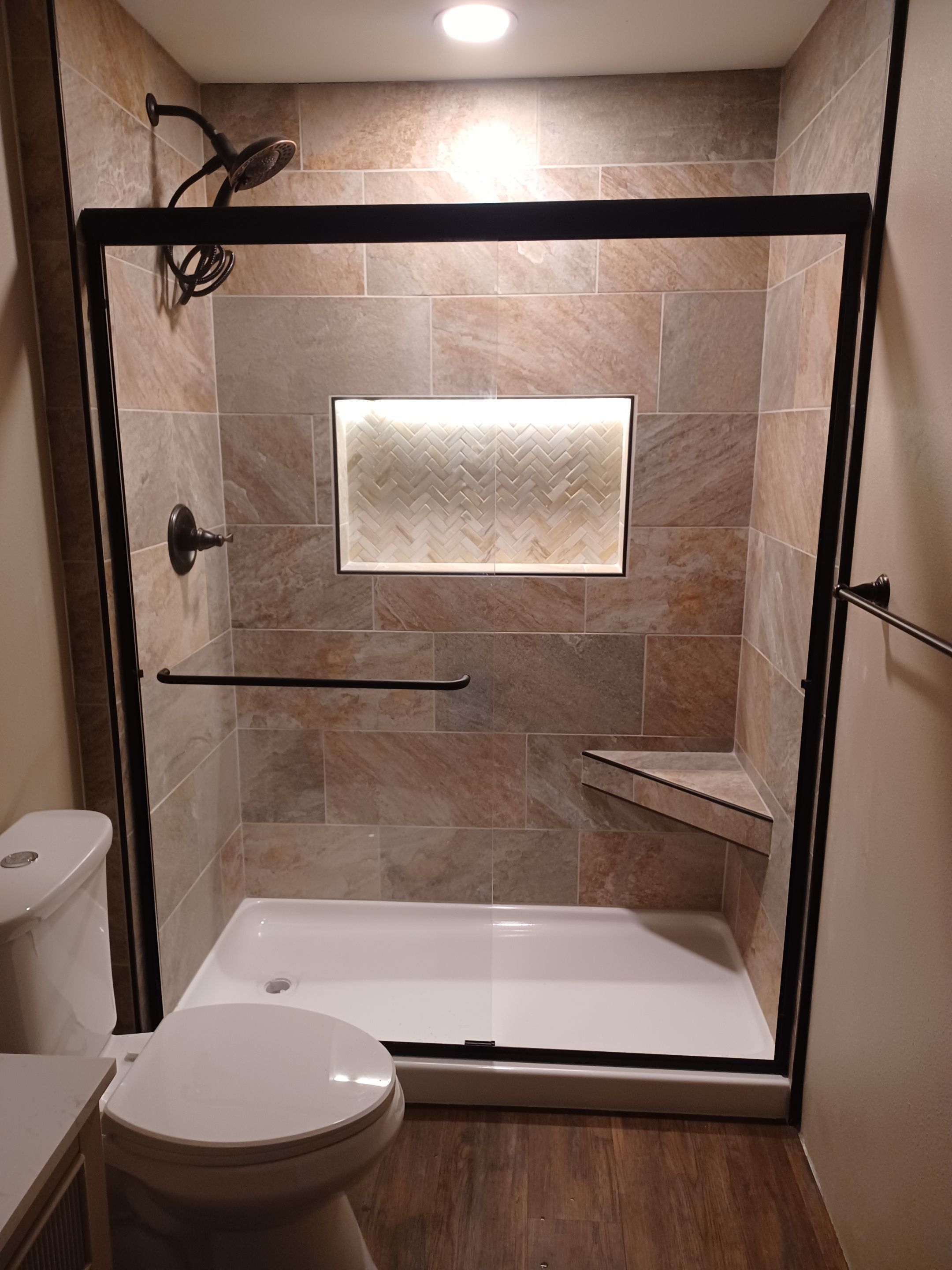 Mad Handy Construction & Repair llc's image