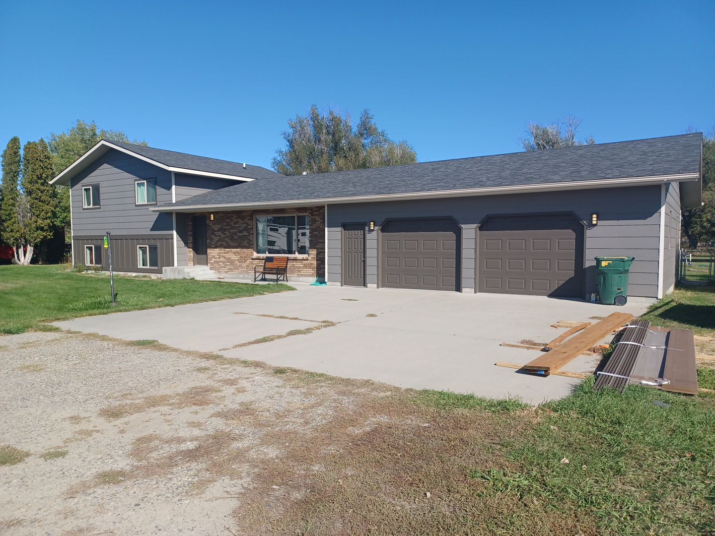 Mad Handy Construction & Repair llc's image