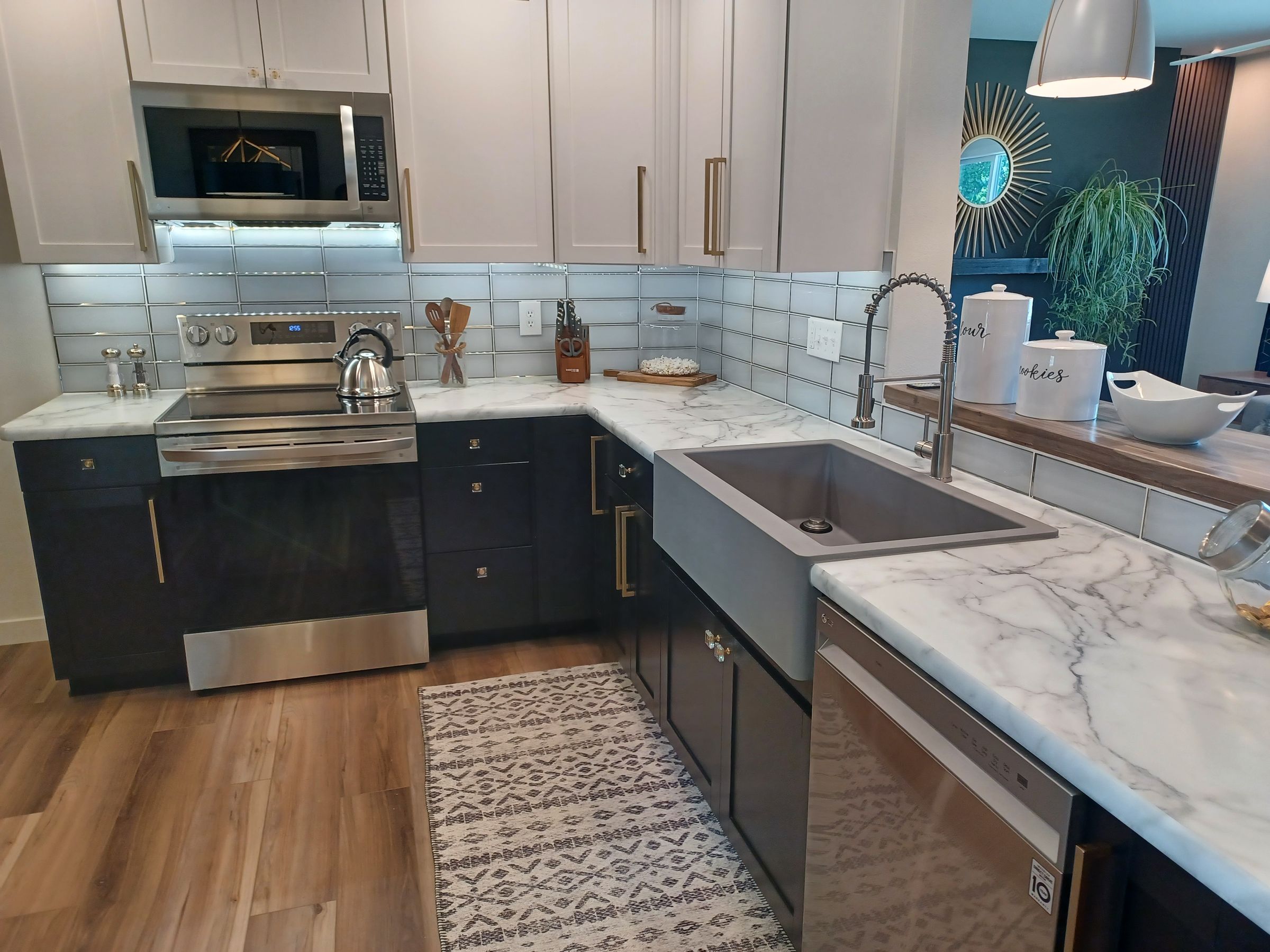 Mad Handy Construction & Repair llc's image