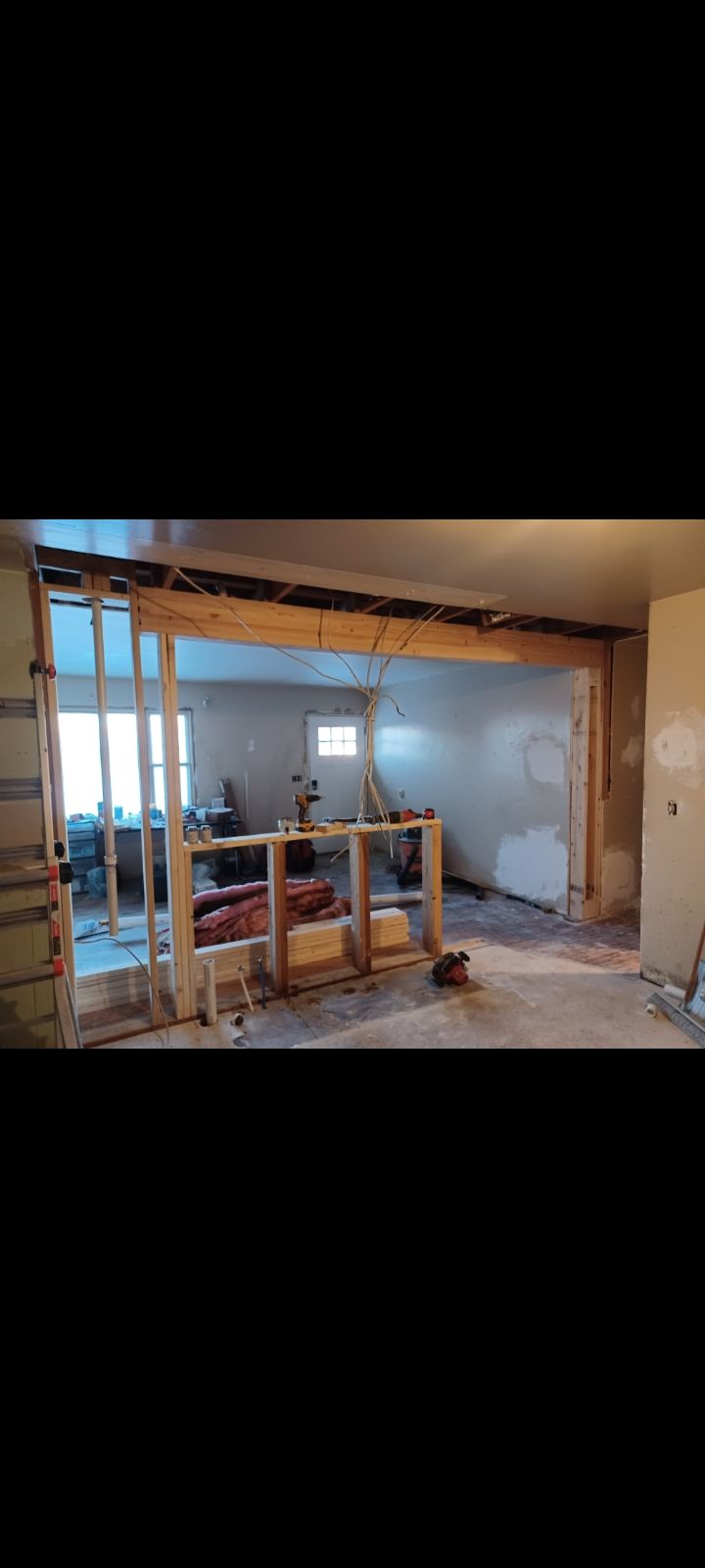 Mad Handy Construction & Repair llc's image