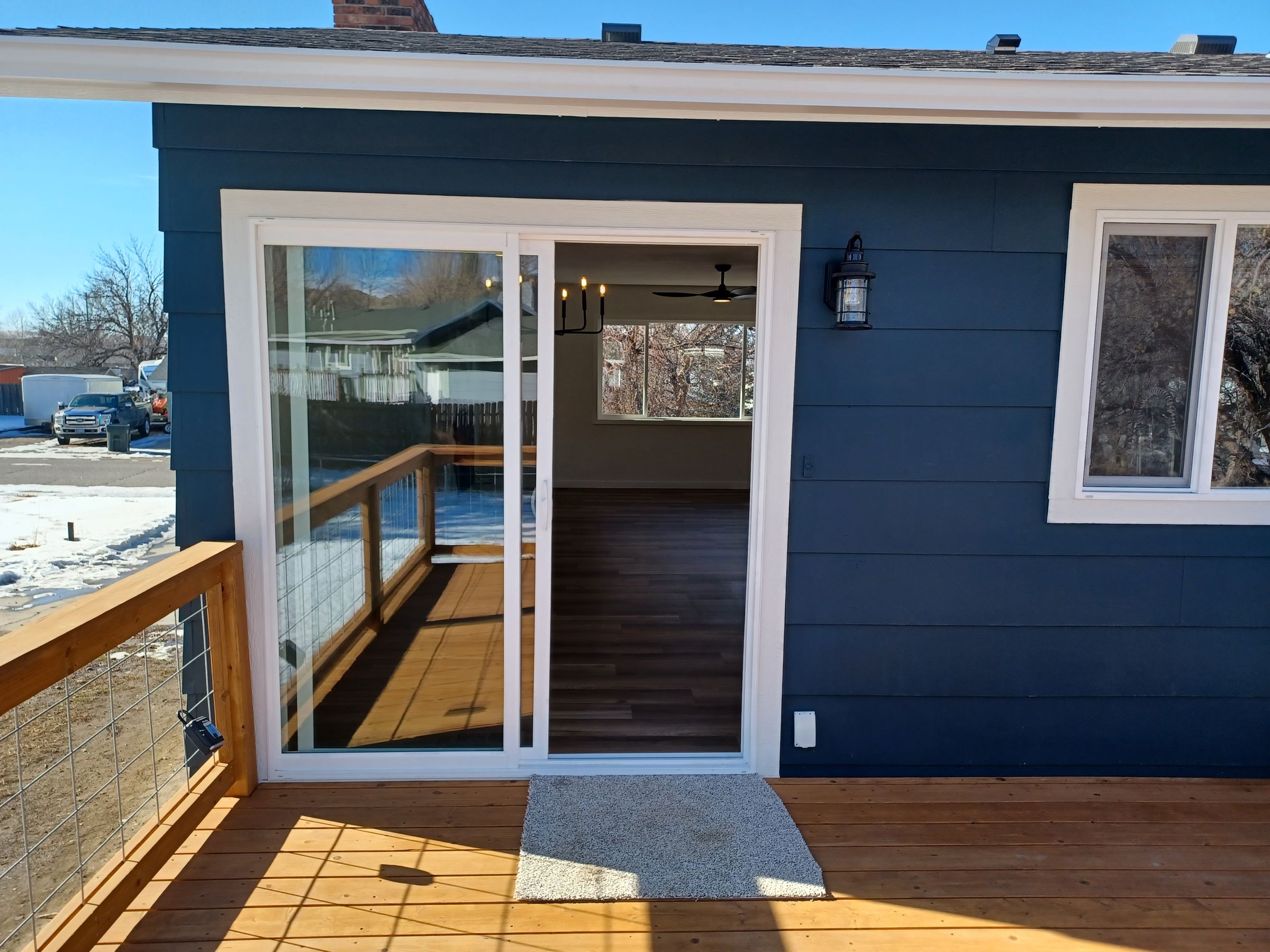 Mad Handy Construction & Repair llc's image