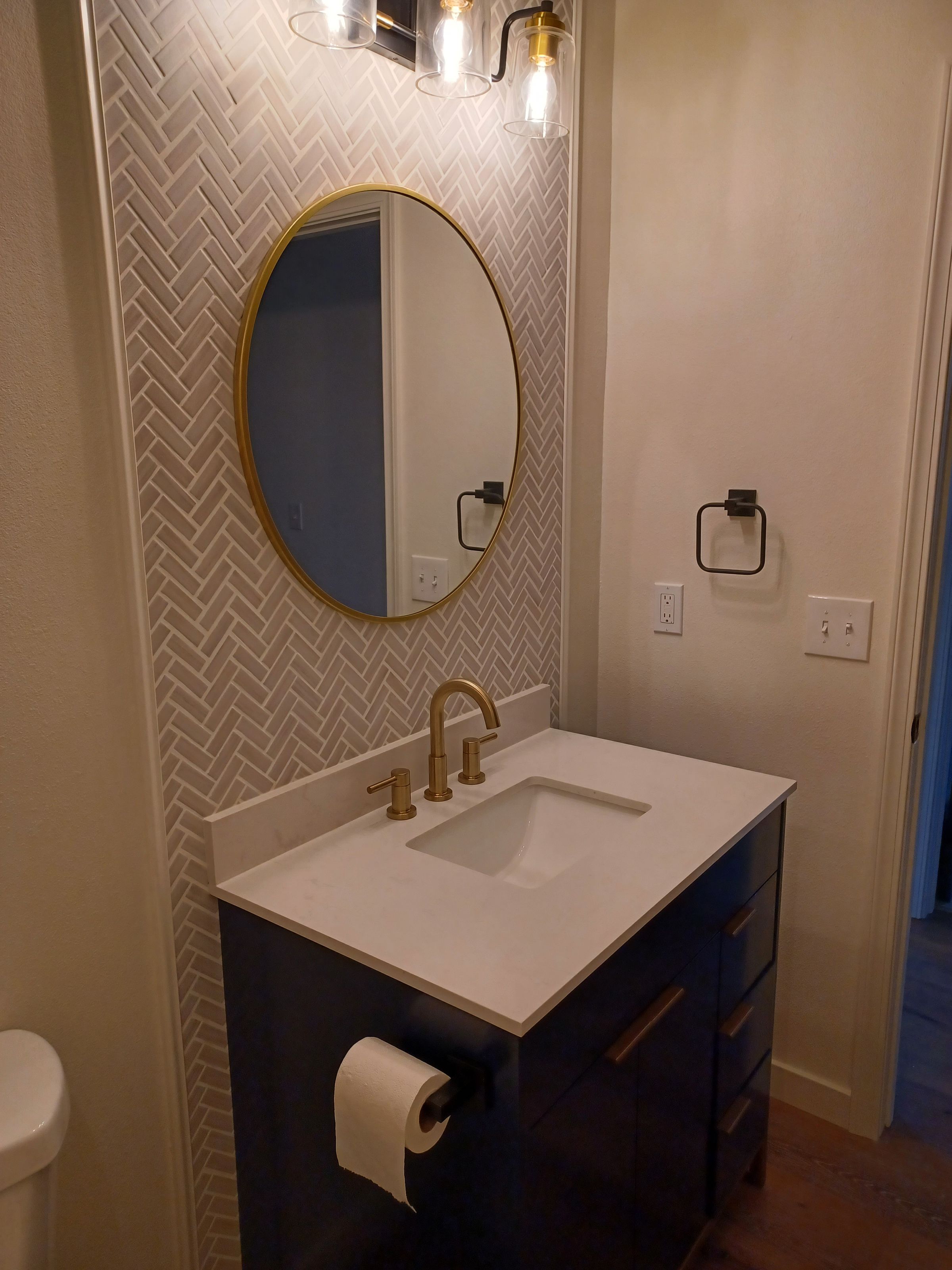 Mad Handy Construction & Repair llc's image