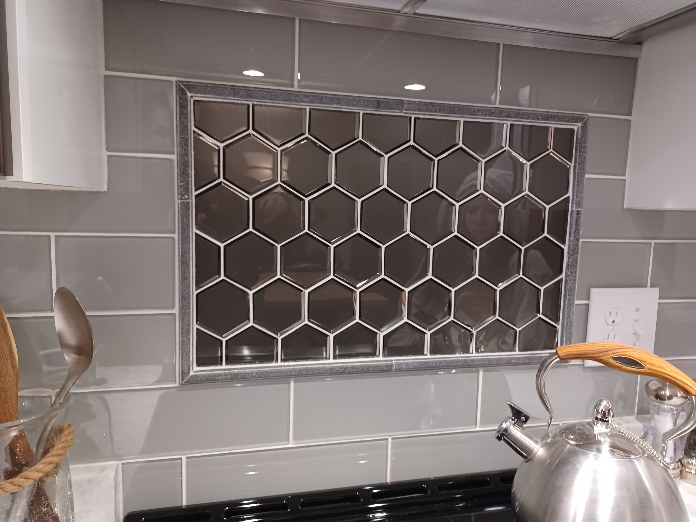 Mad Handy Construction & Repair llc's image