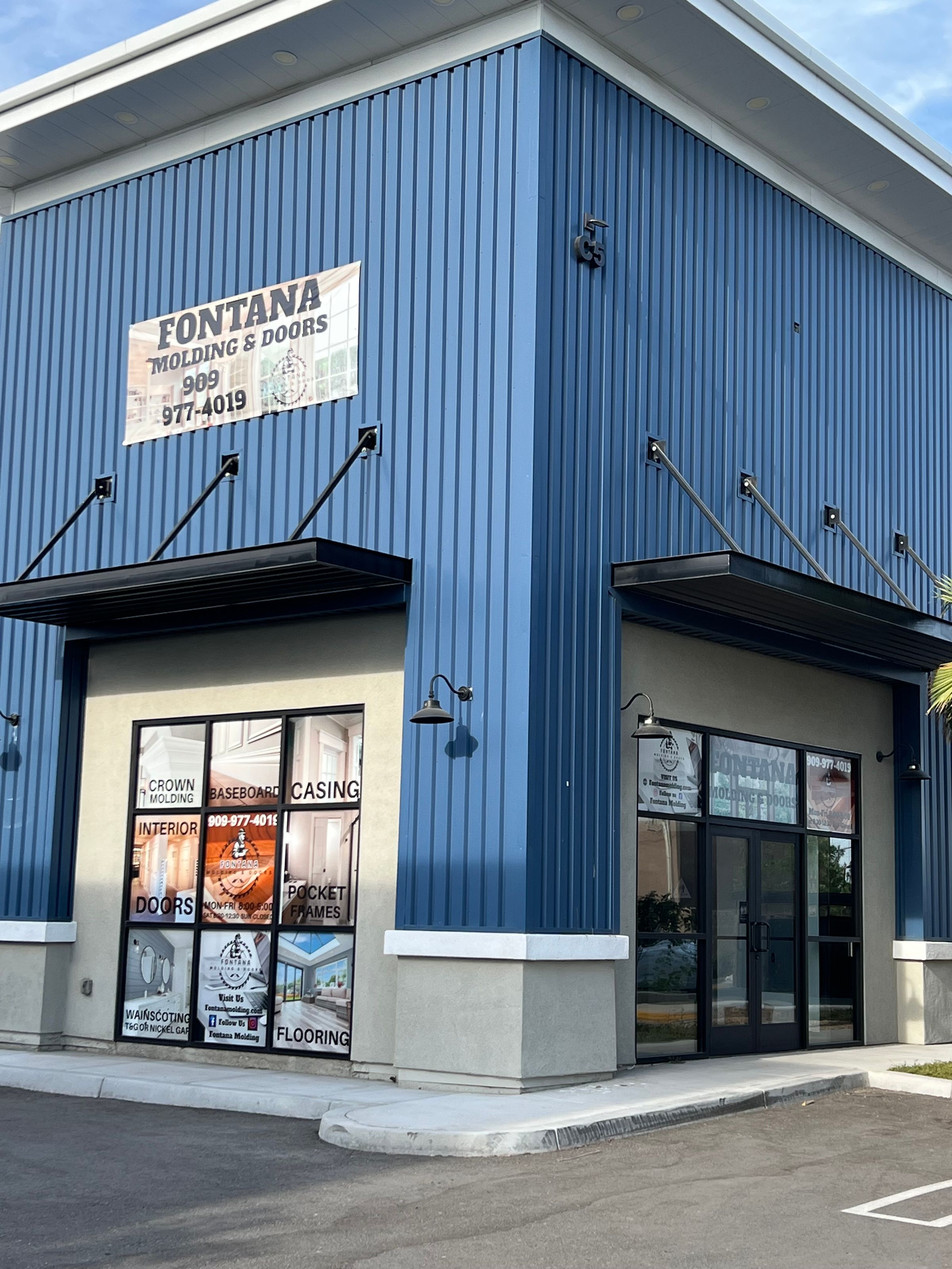 Fontana Molding & Doors's image