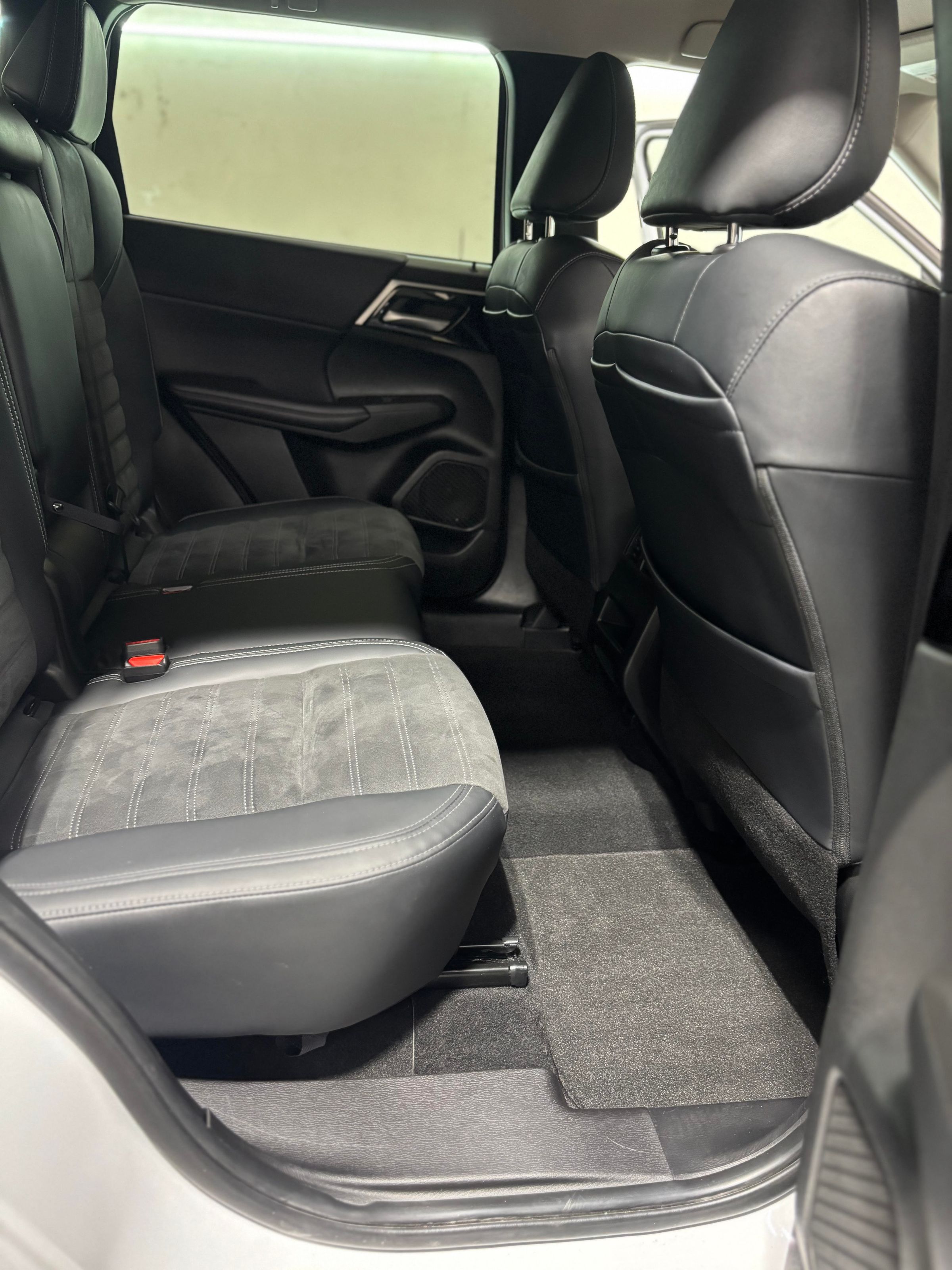 Don't Miss the Details Mobile Detailing's image