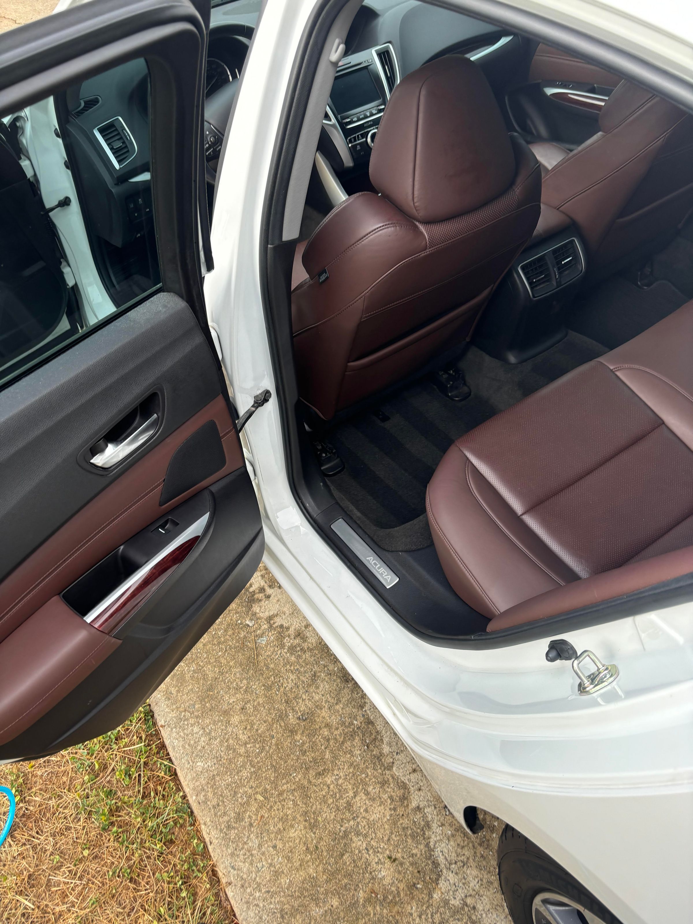 Don't Miss the Details Mobile Detailing's image