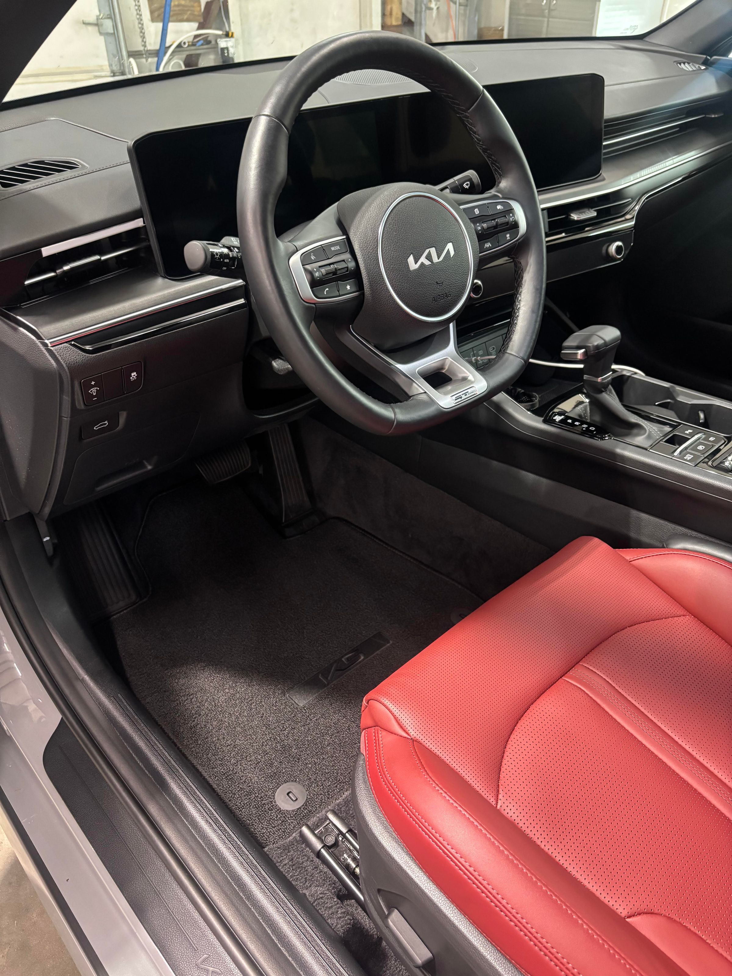 Don't Miss the Details Mobile Detailing's image