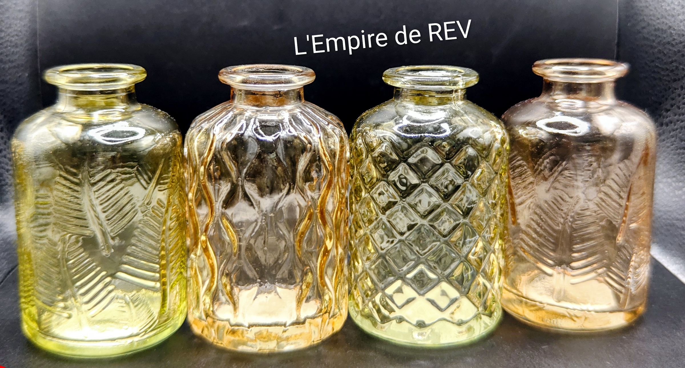 Bouteille en verre pour bouquet de fleurs en bougie