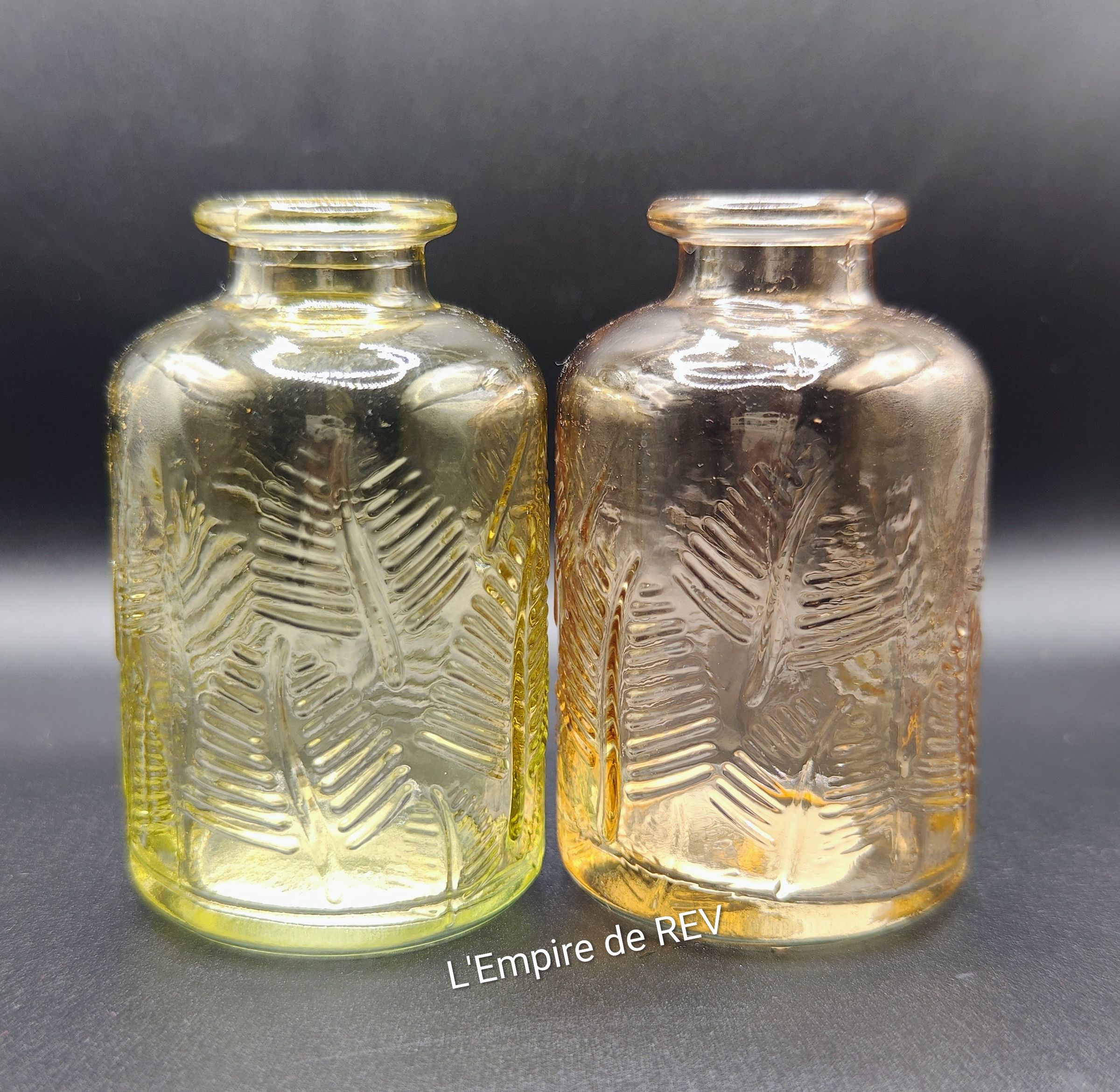 Bouteille en verre pour bouquet de fleurs en bougie