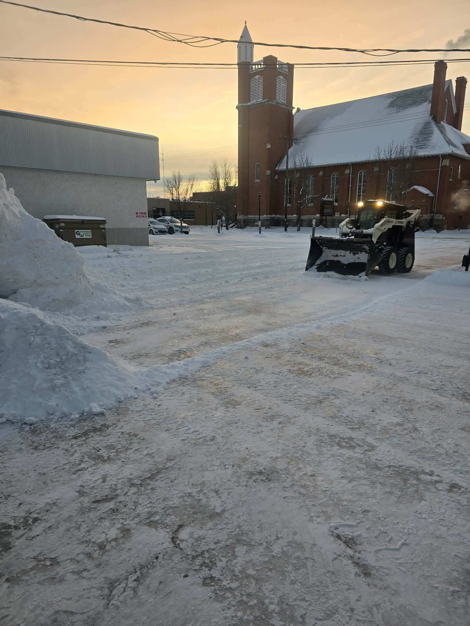 Clip & Trim 
Yard Maintainence's image