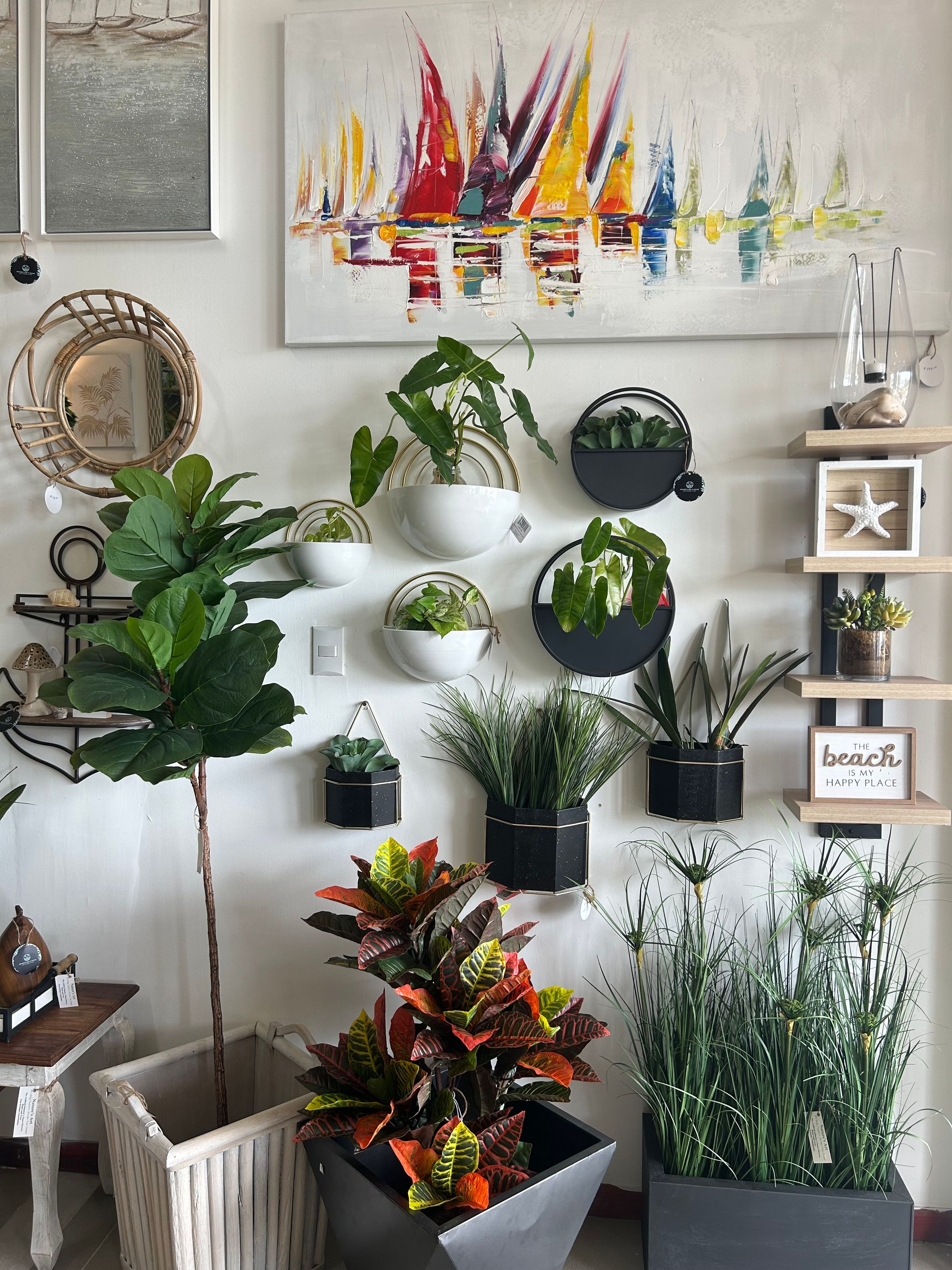 Nature's Art & DECOR's image