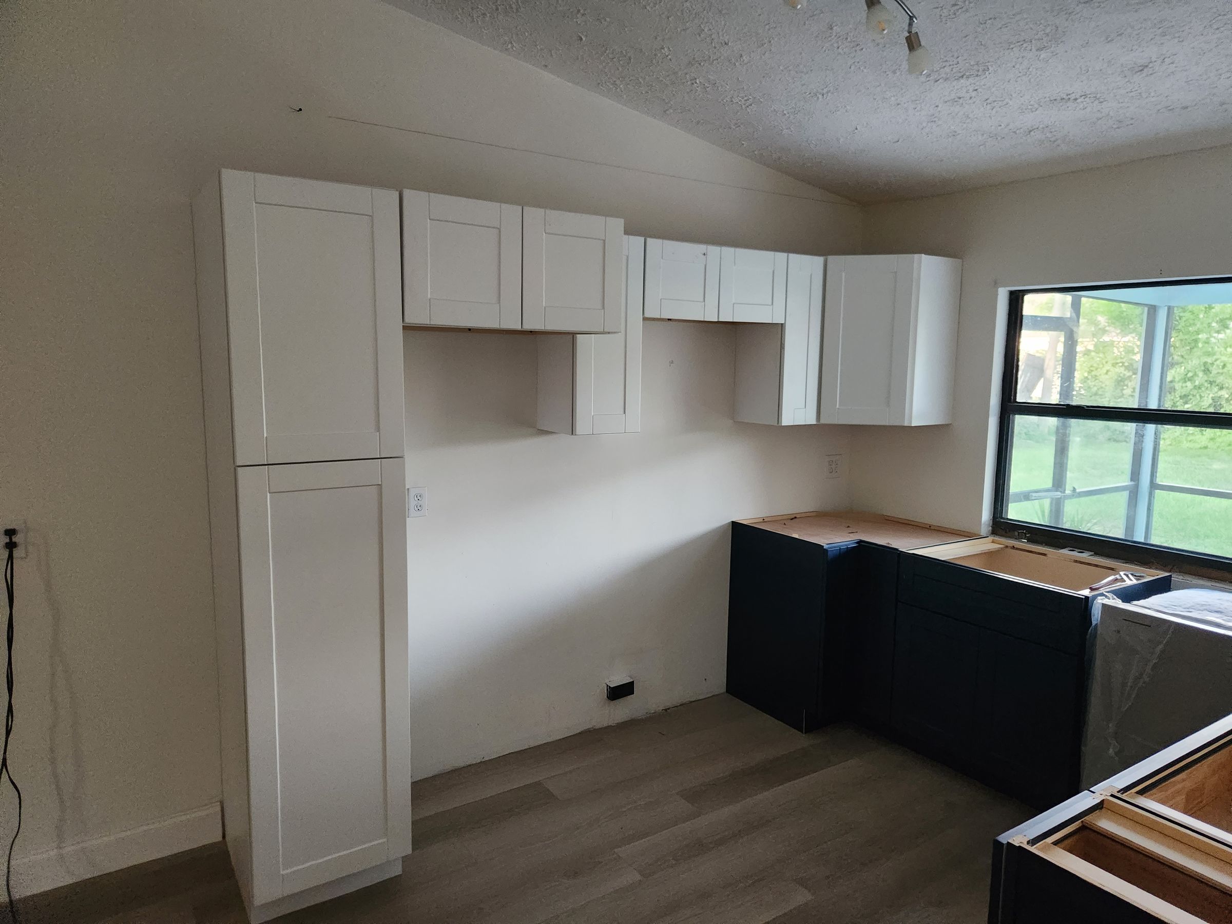 New kitchen cabinets