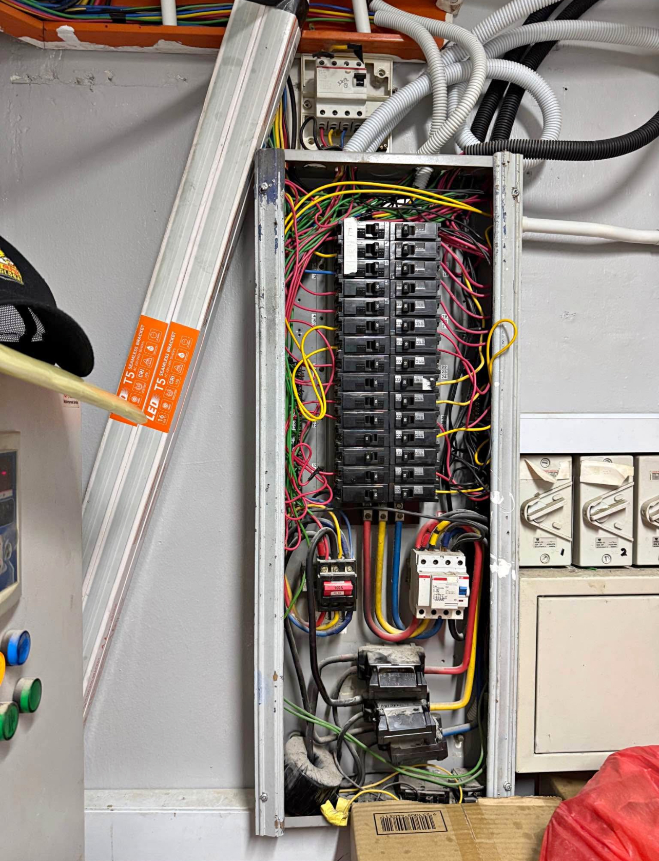 CERTIFIED PROFESSIONAL ELECTRICIAN