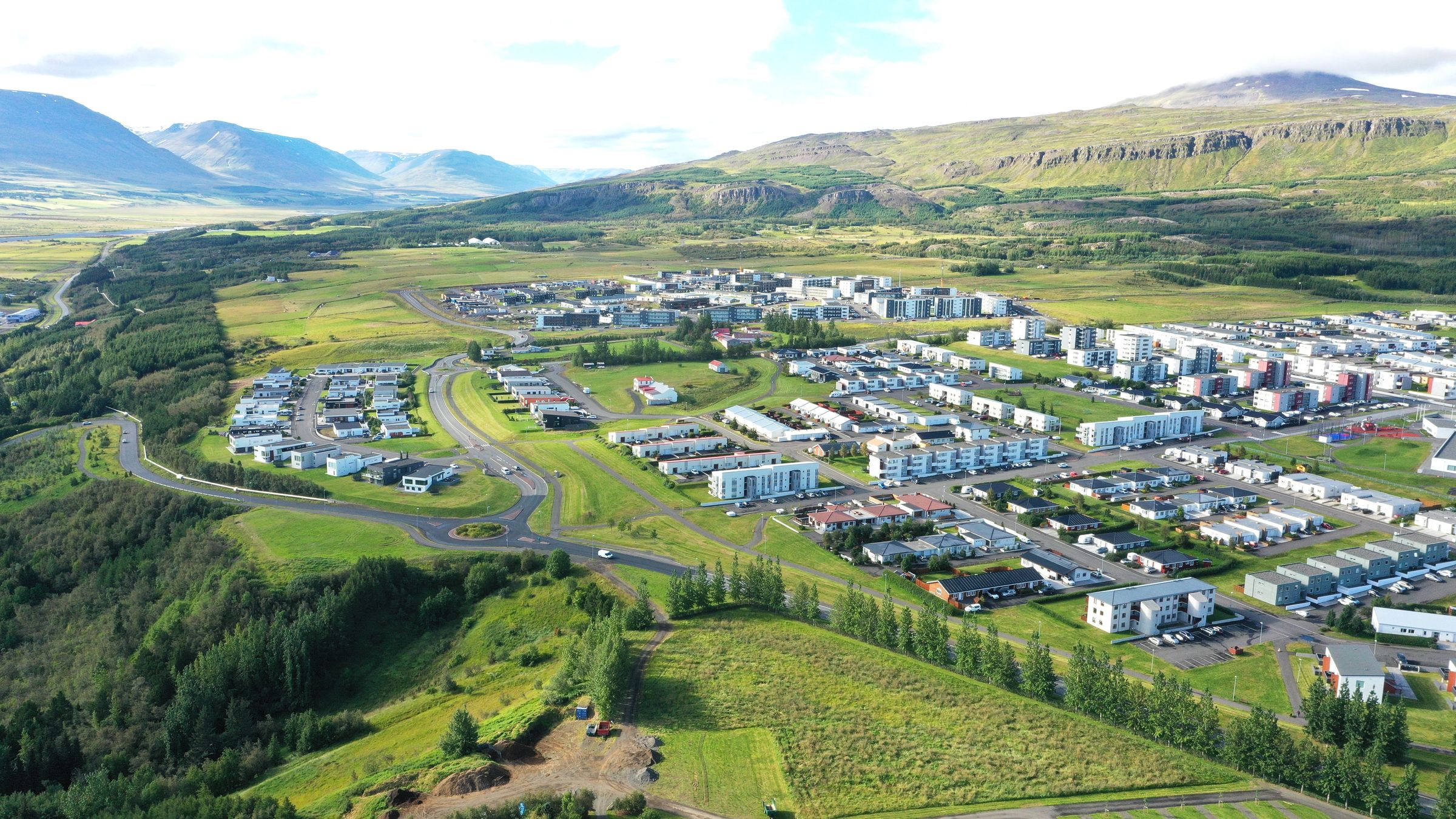 HHS Verktakar - Alhliða Verktakar's image