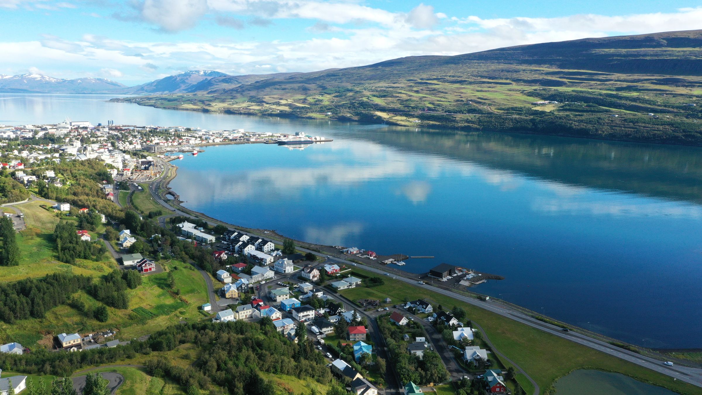 HHS Verktakar - Alhliða Verktakar's image