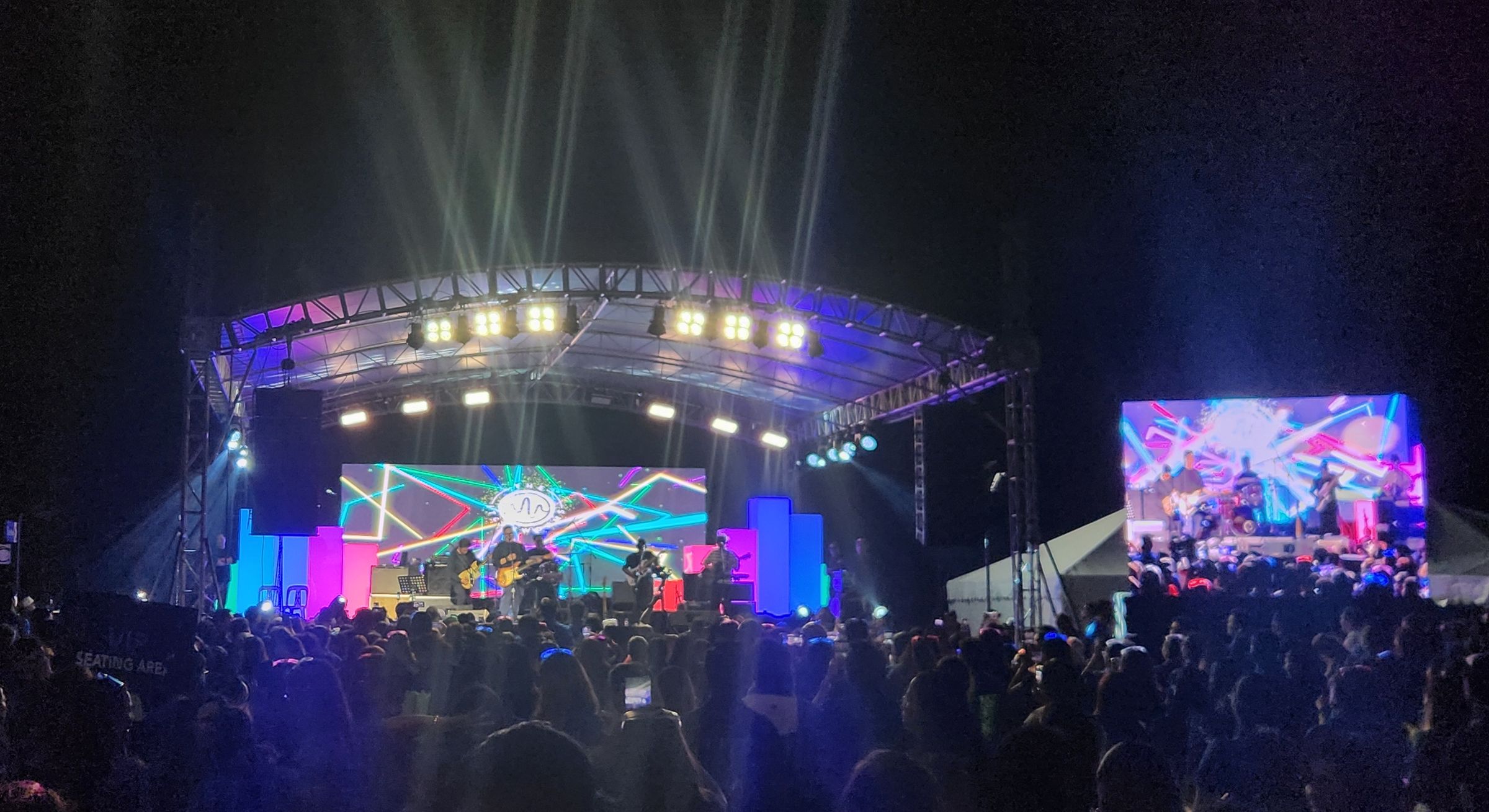 Paostomize lights and sound rental's image