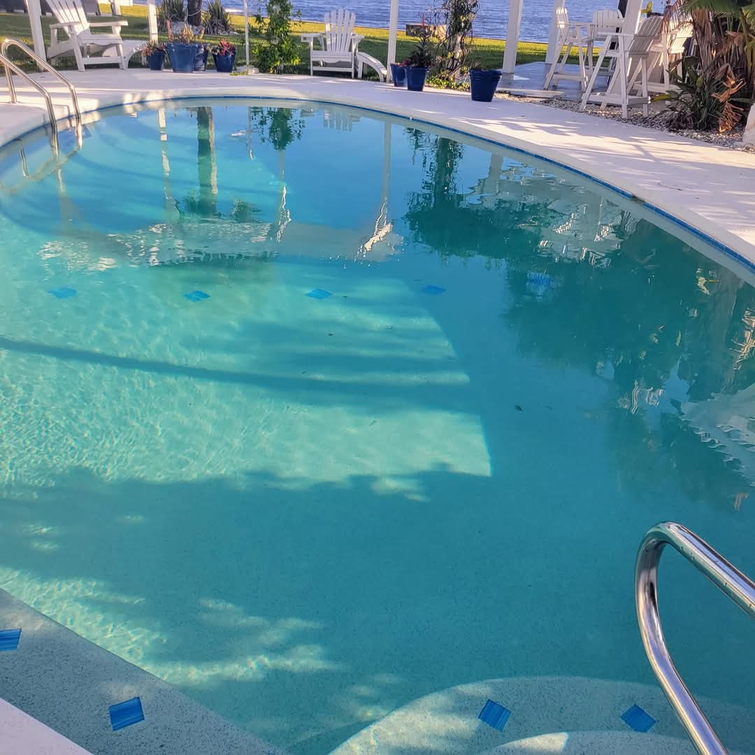 Squid's Pool Repair 's image