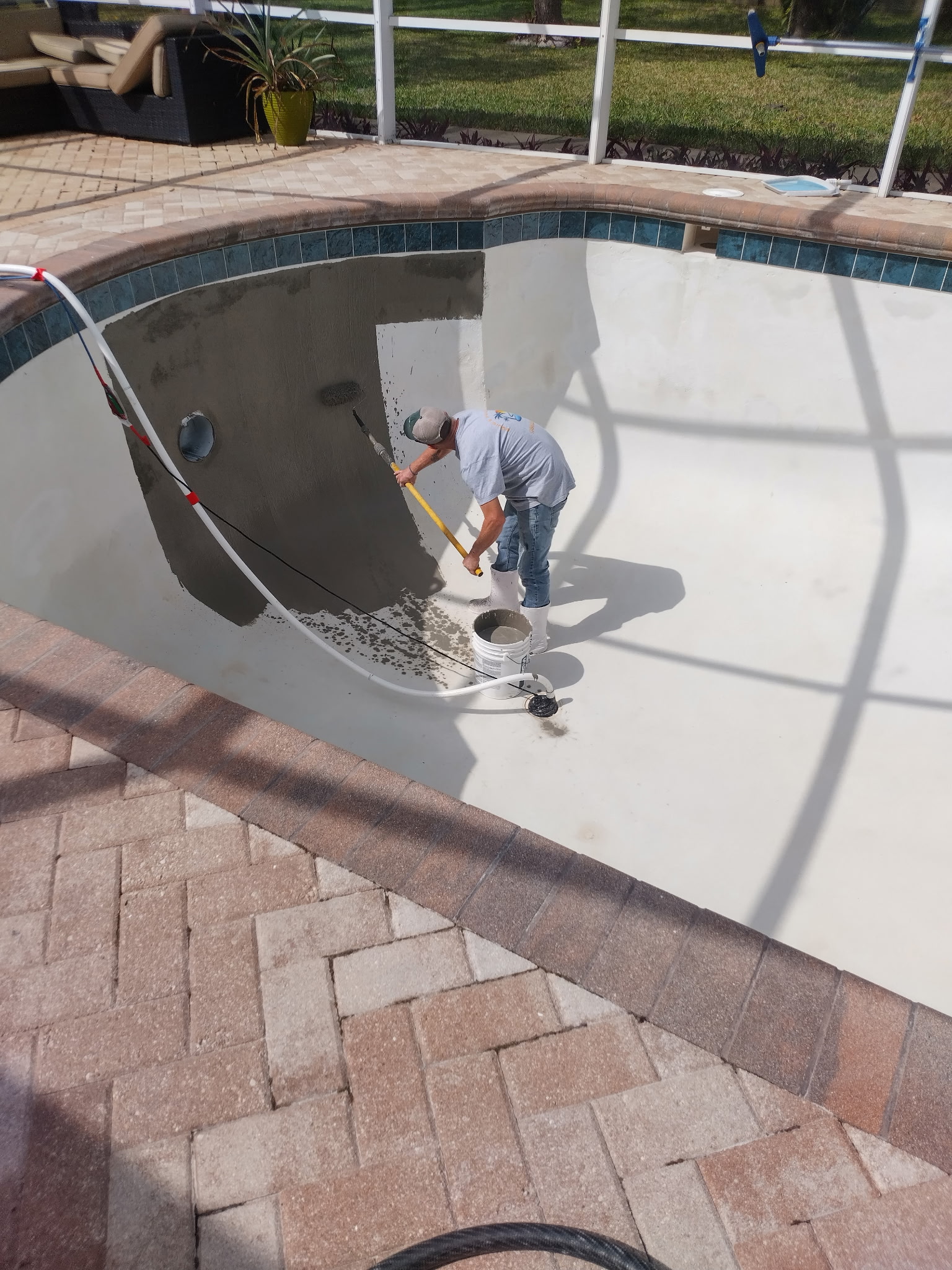 Squid's Pool Repair 's image