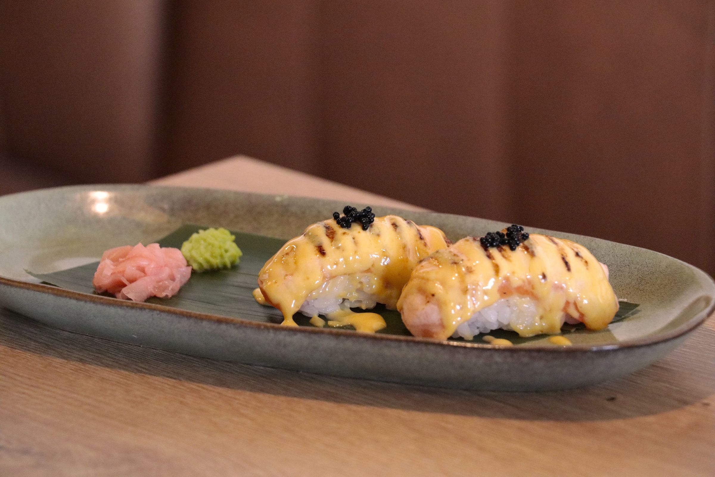 NIGIRI SALMÓN FLAMEADO 4.95€