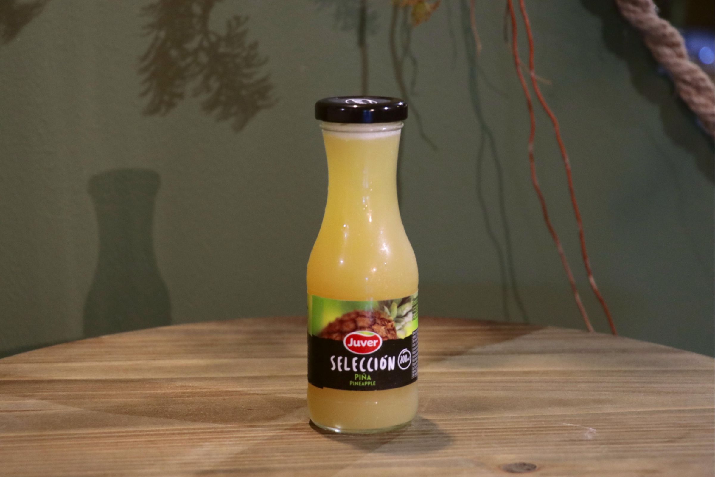 ZUMO DE PIÑA 1.80€