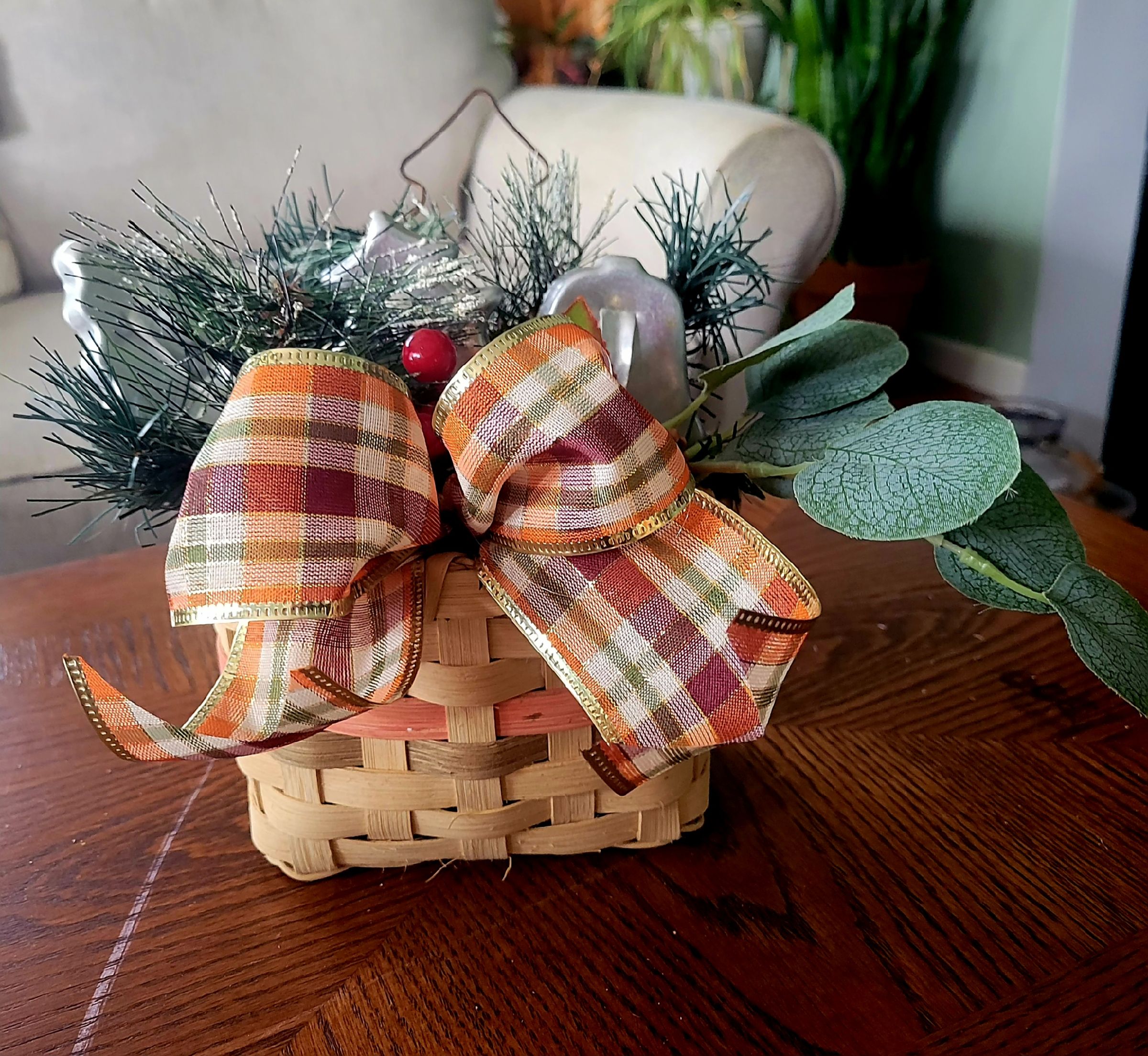 KJ HOME AND GARDEN CREATIONS's image