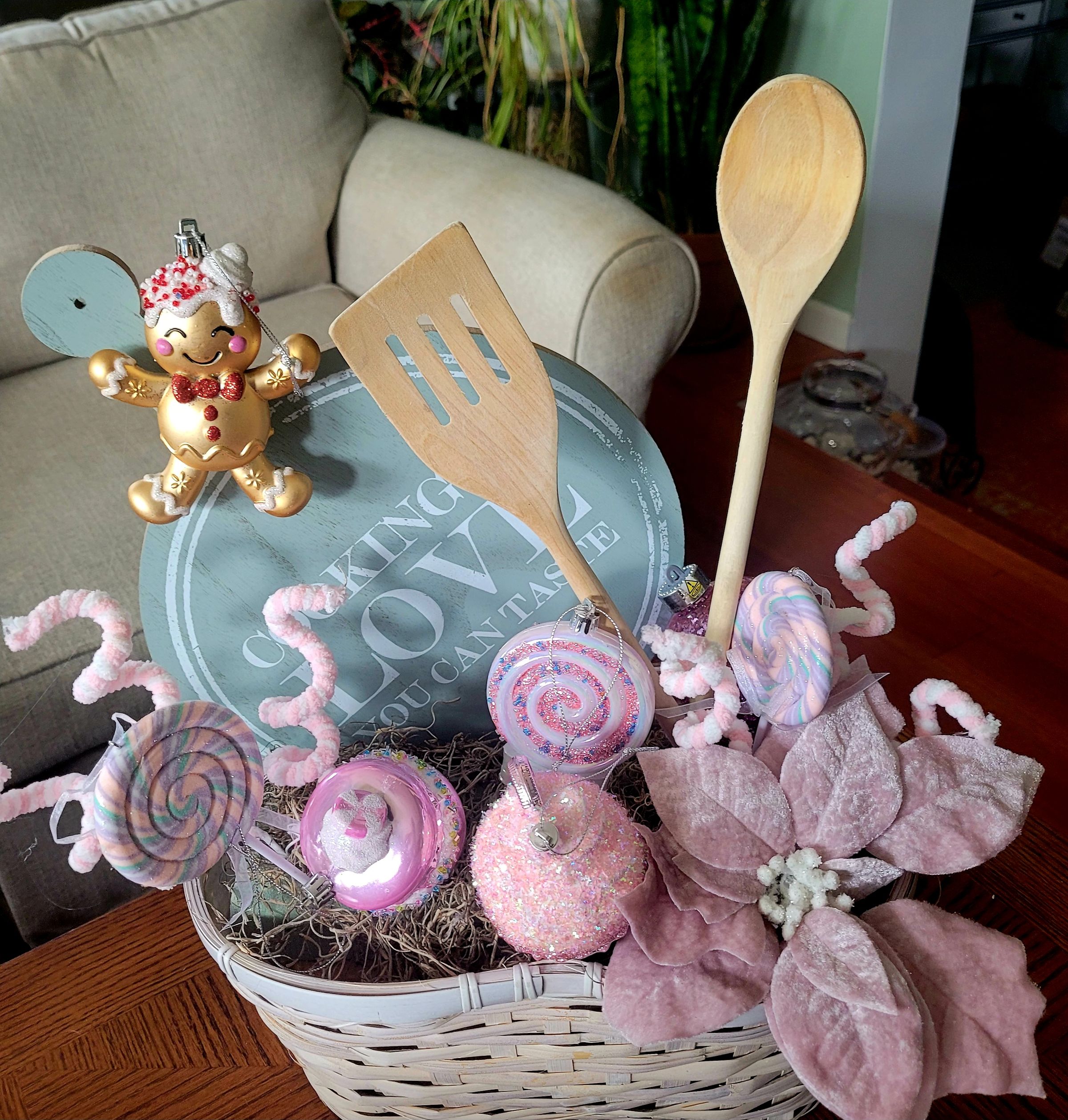 KJ HOME AND GARDEN CREATIONS's image