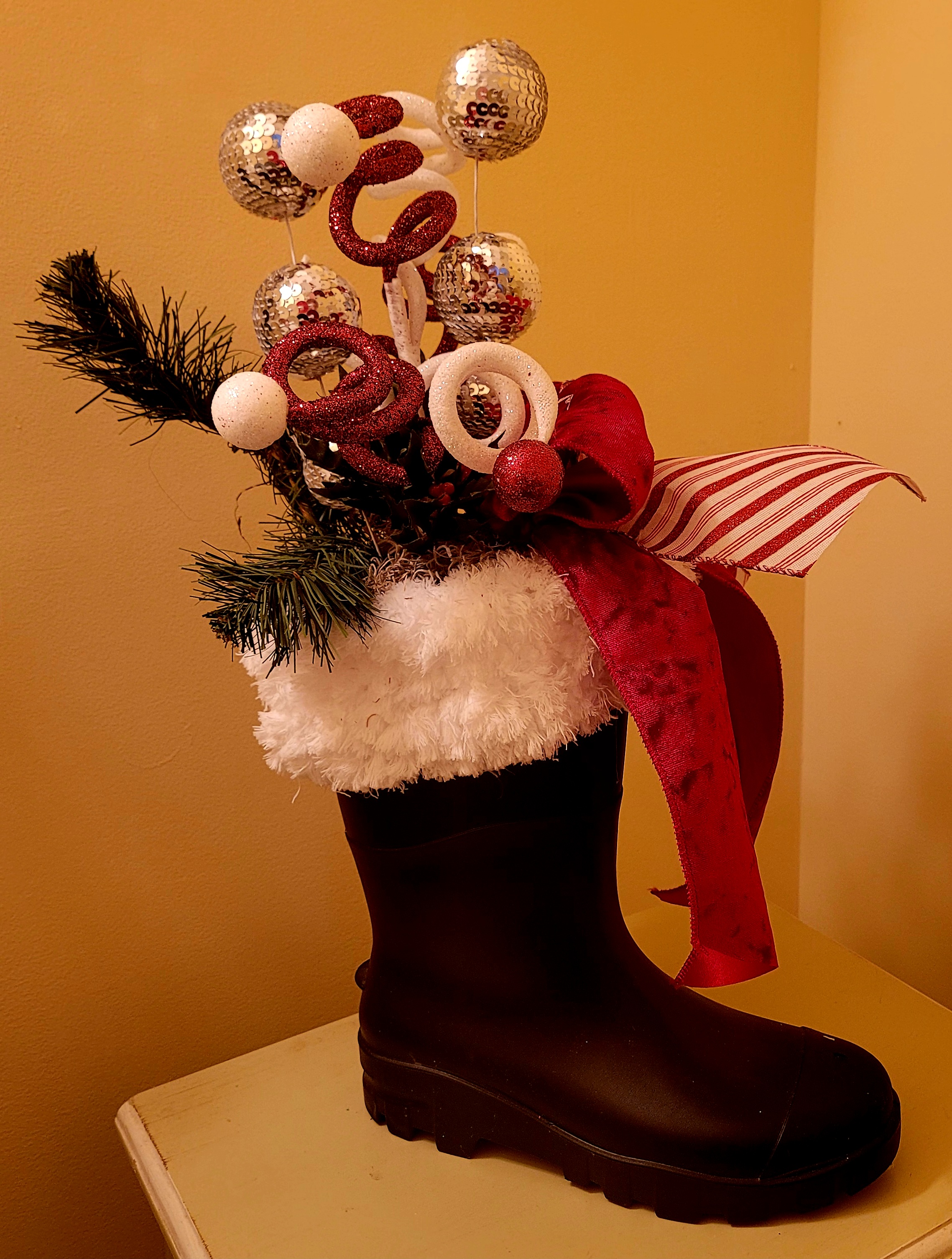 KJ HOME AND GARDEN CREATIONS's image