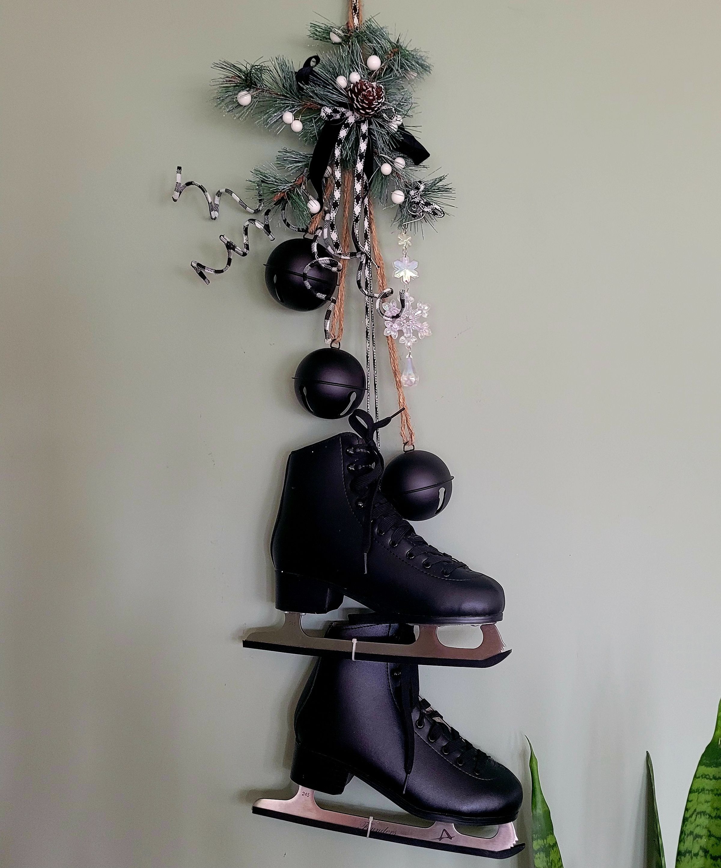 KJ HOME AND GARDEN CREATIONS's image