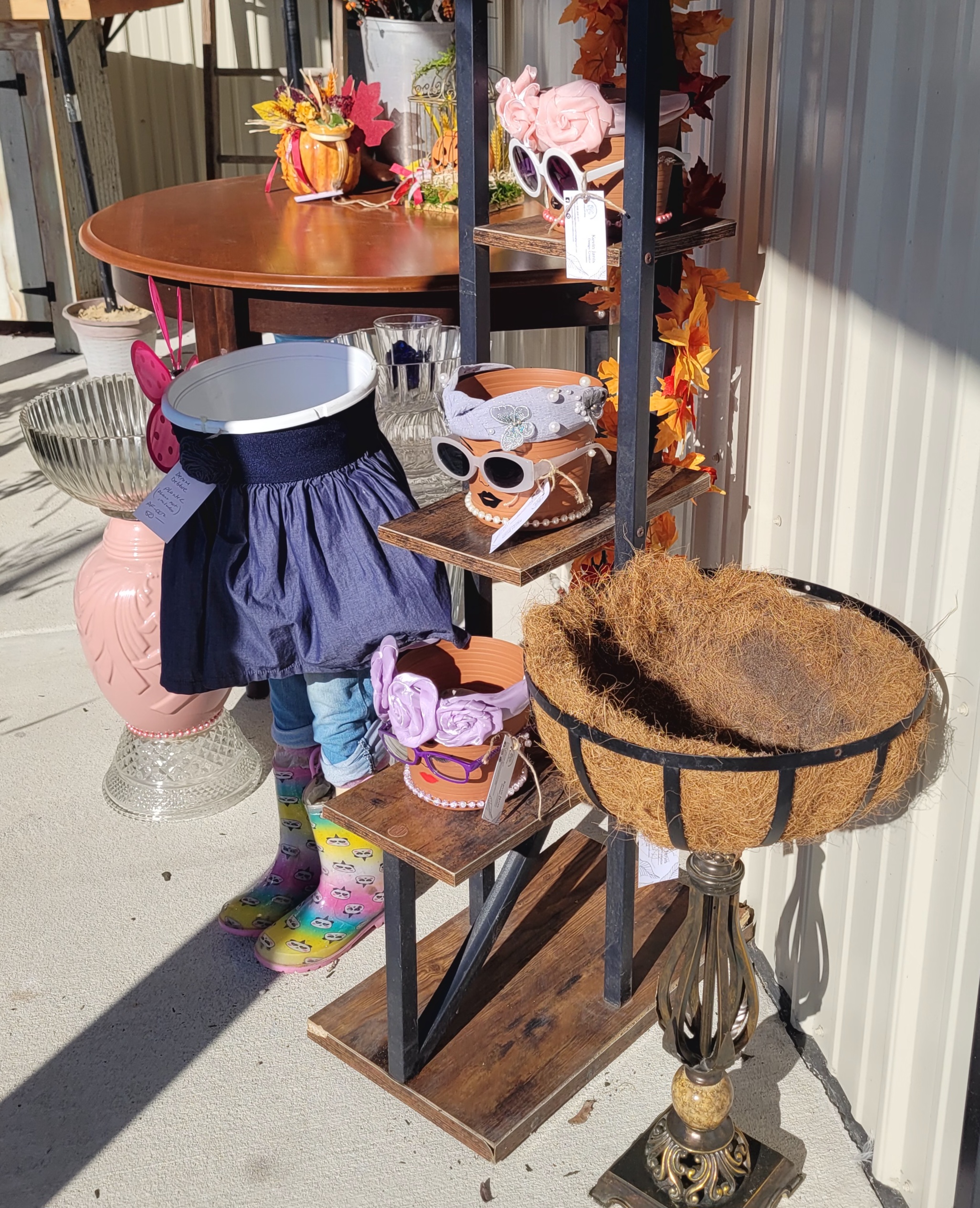 KJ HOME AND GARDEN CREATIONS's image