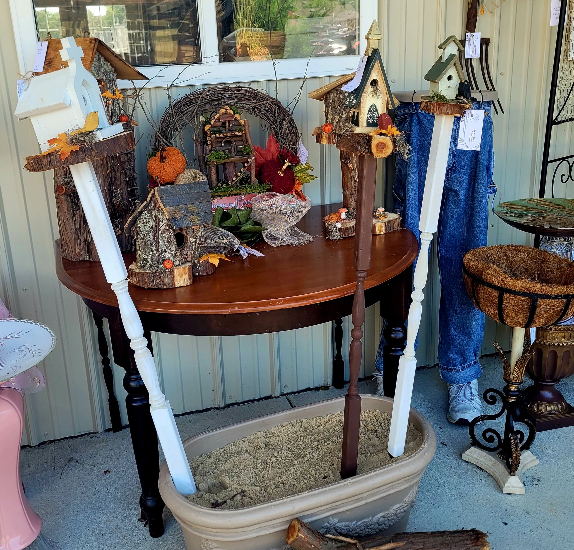 KJ HOME AND GARDEN CREATIONS's image