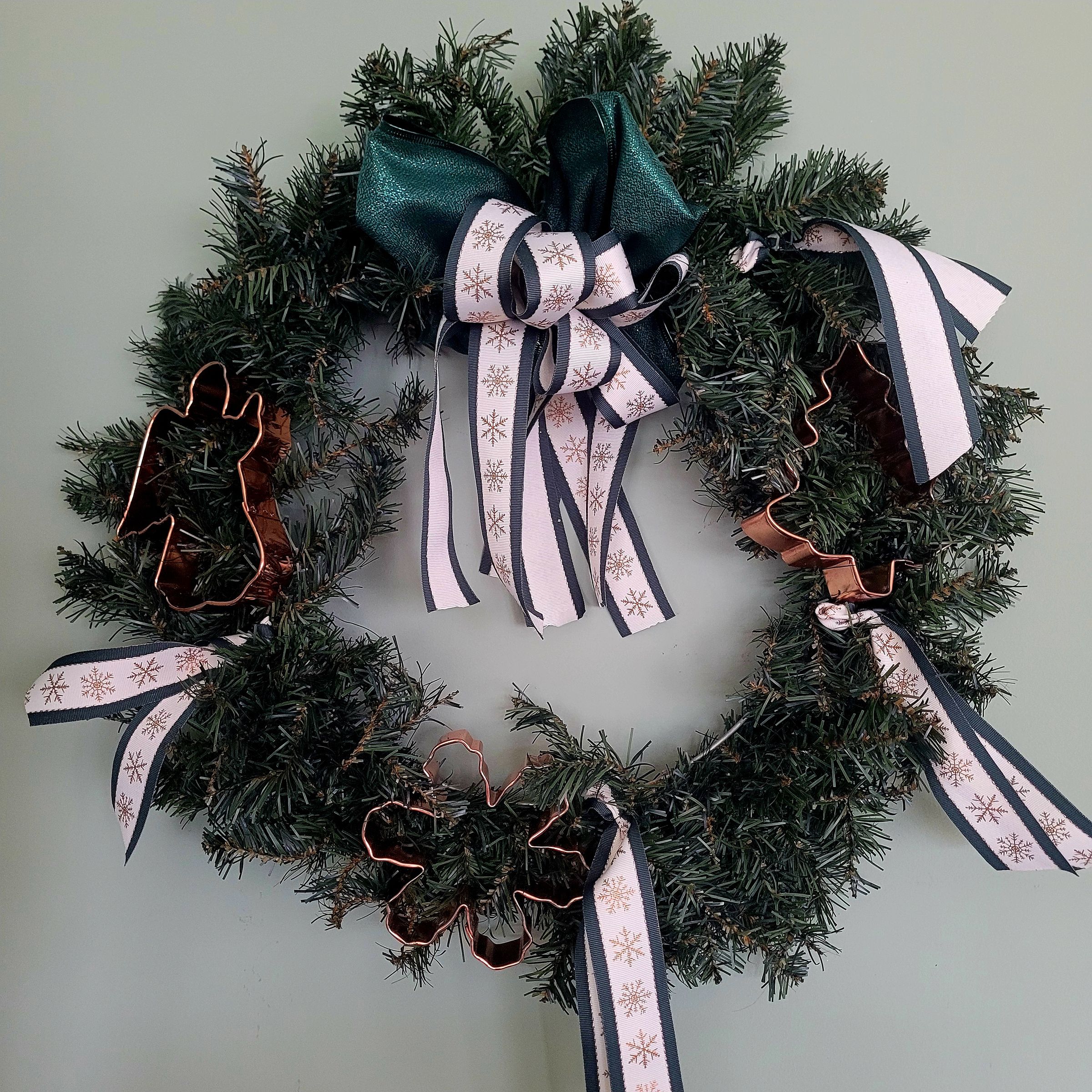 KJ HOME AND GARDEN CREATIONS's image