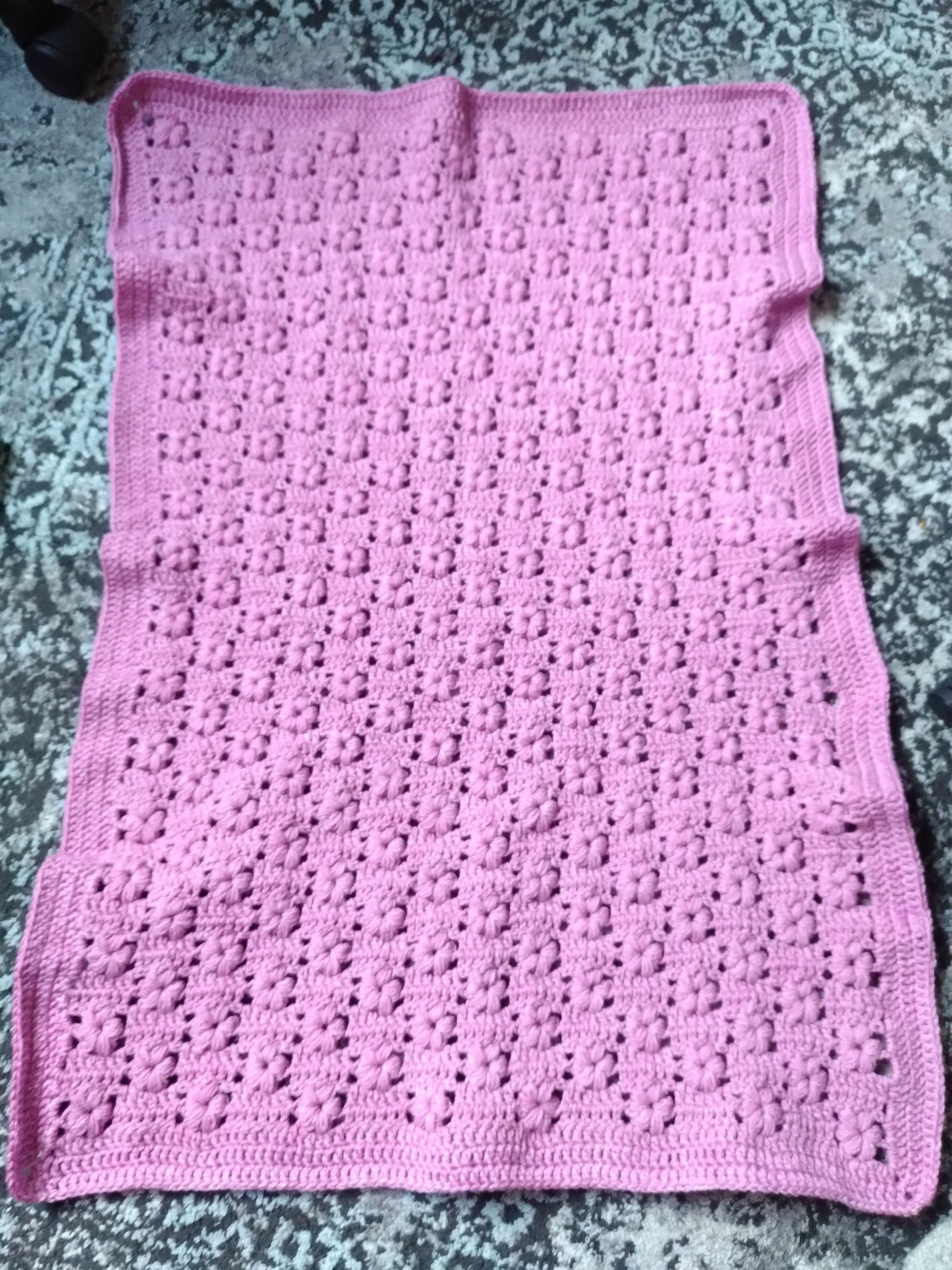 Pink flowers baby blanket