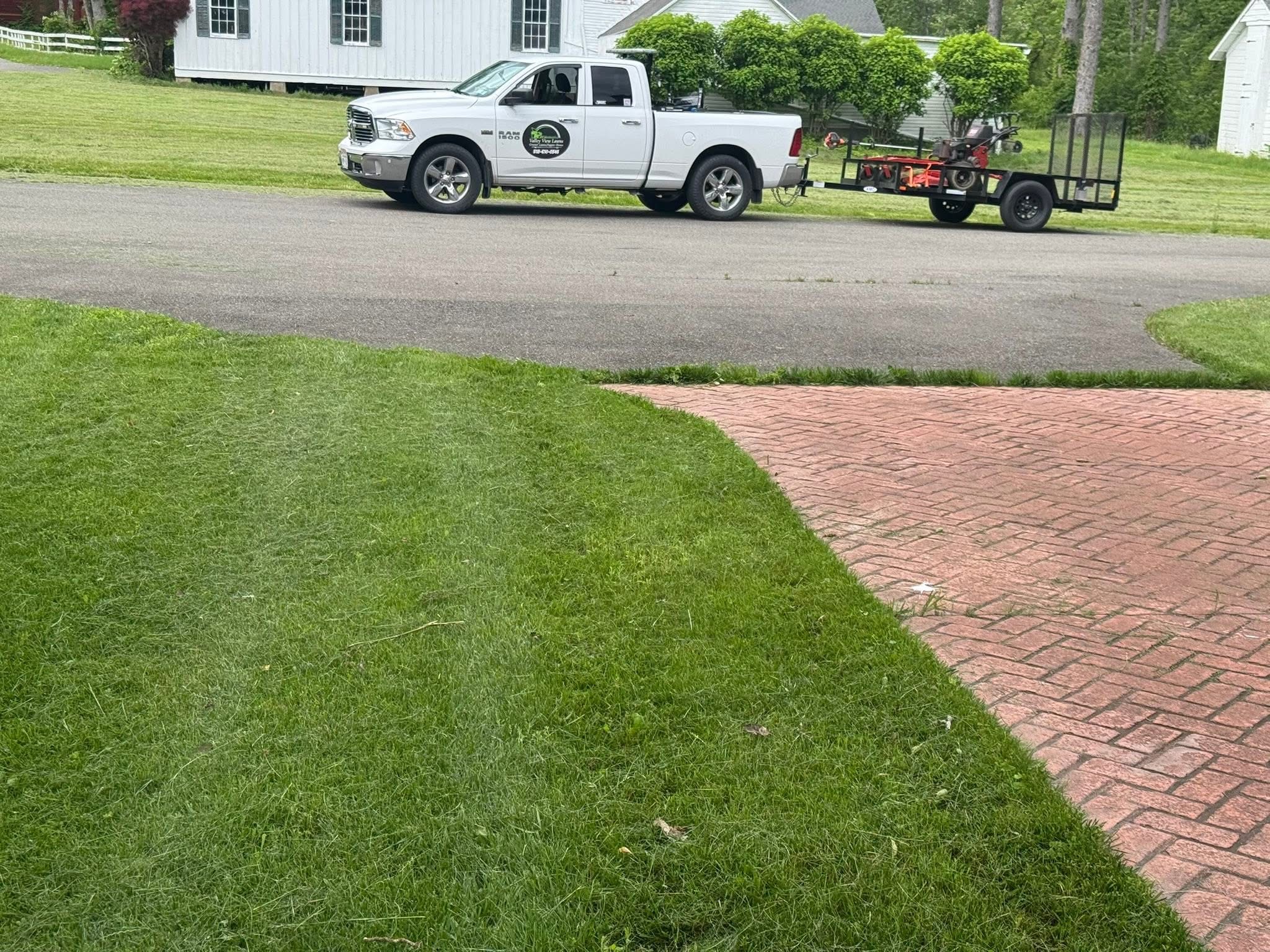 Valley View Lawns's image