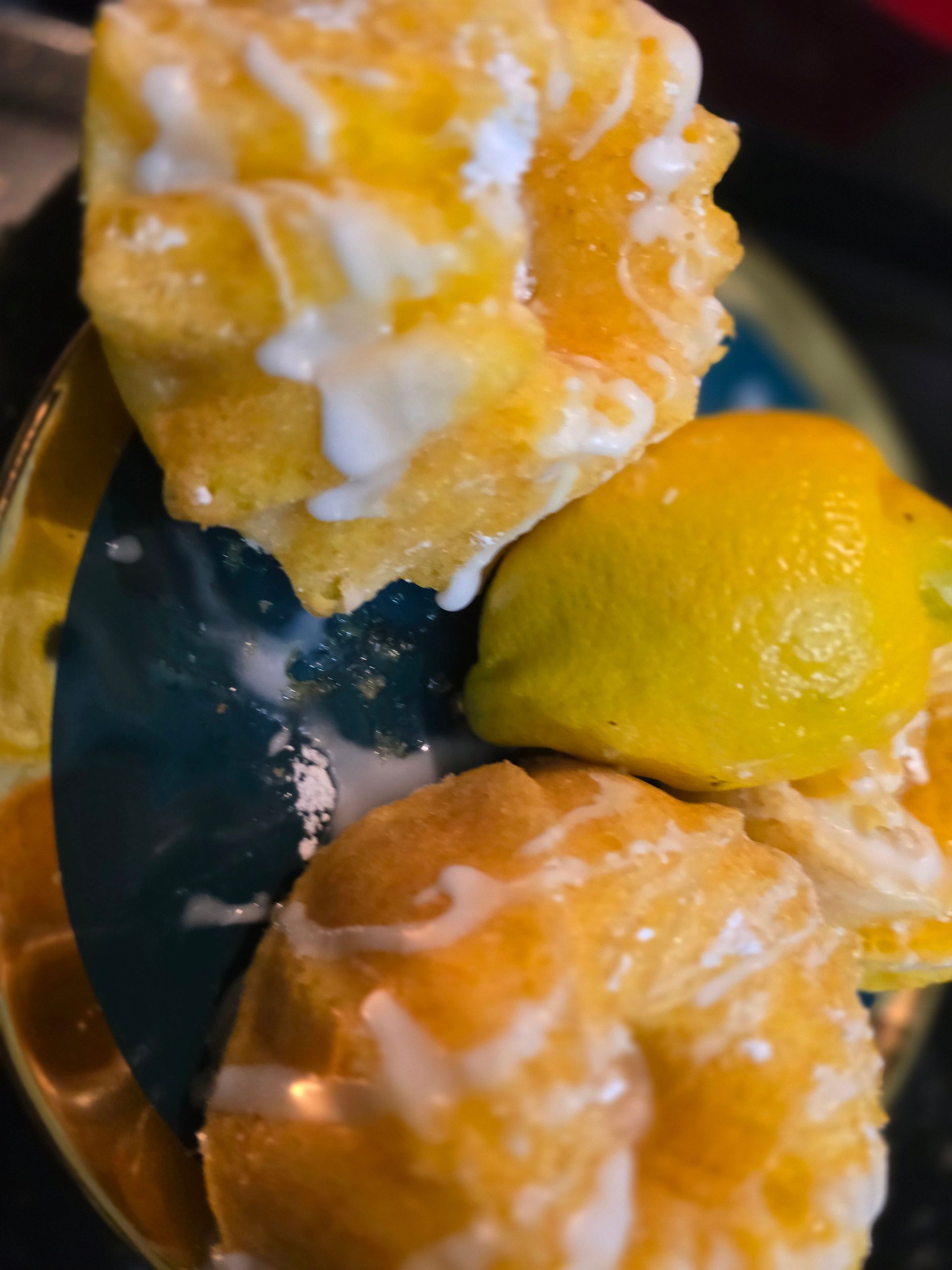 Mini Lemon bunt cakes 