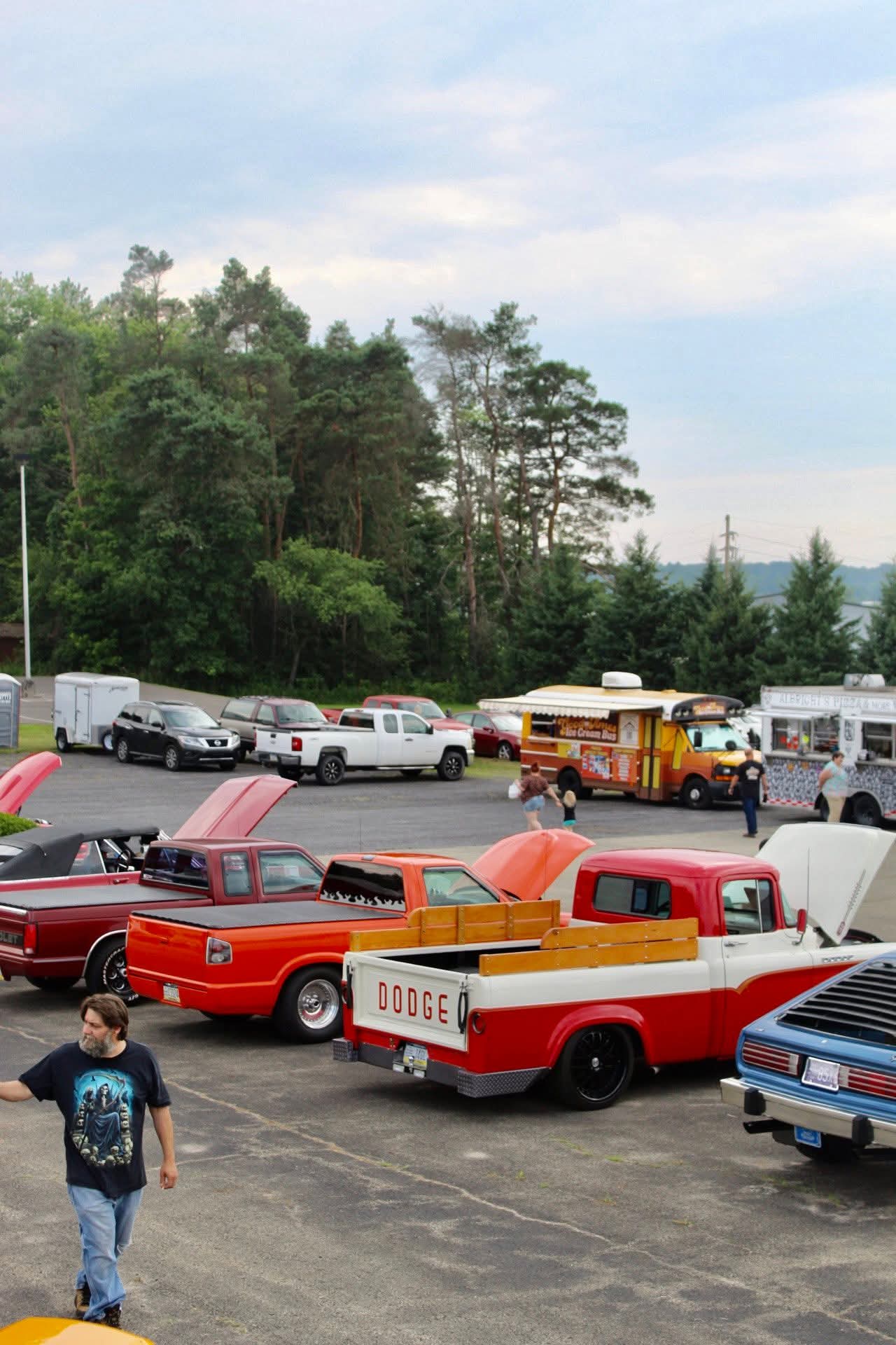 Richard "Pappy" Emert Car Show's image