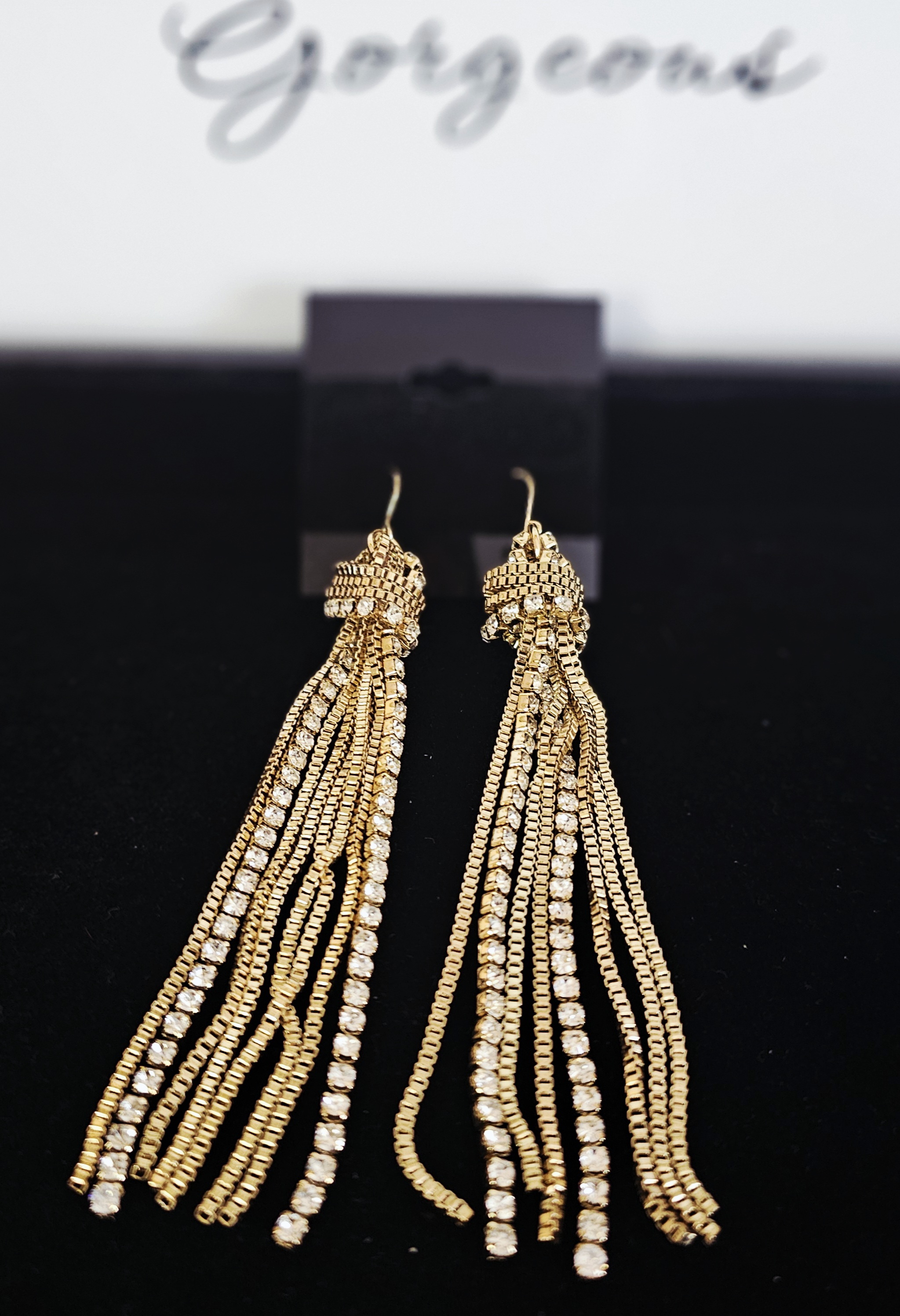 V Lux Boutique 's image