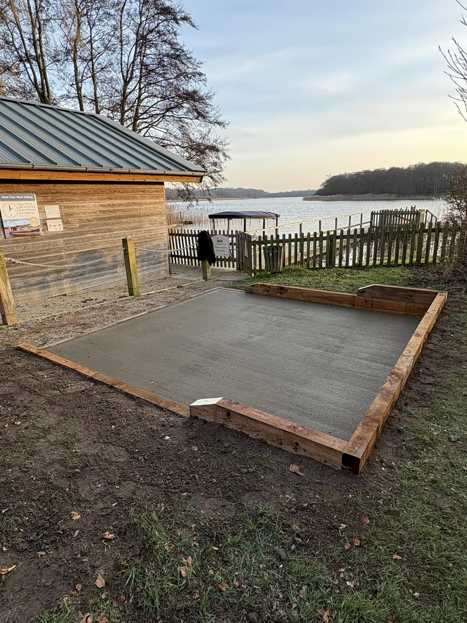 Eamescape Fencing & Landscaping's image