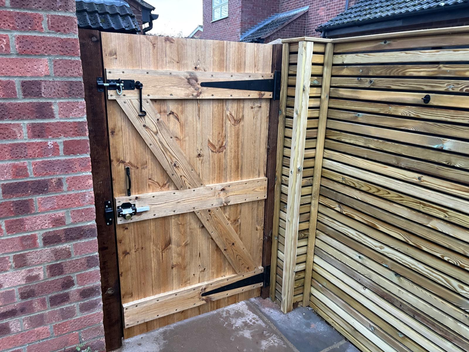 Eamescape Fencing & Landscaping's image