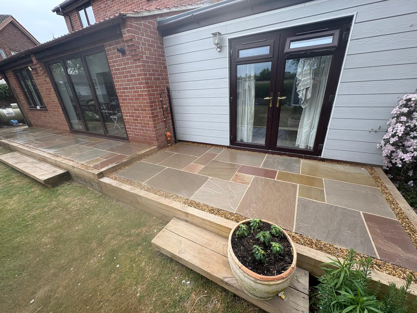 Eamescape Fencing & Landscaping's image