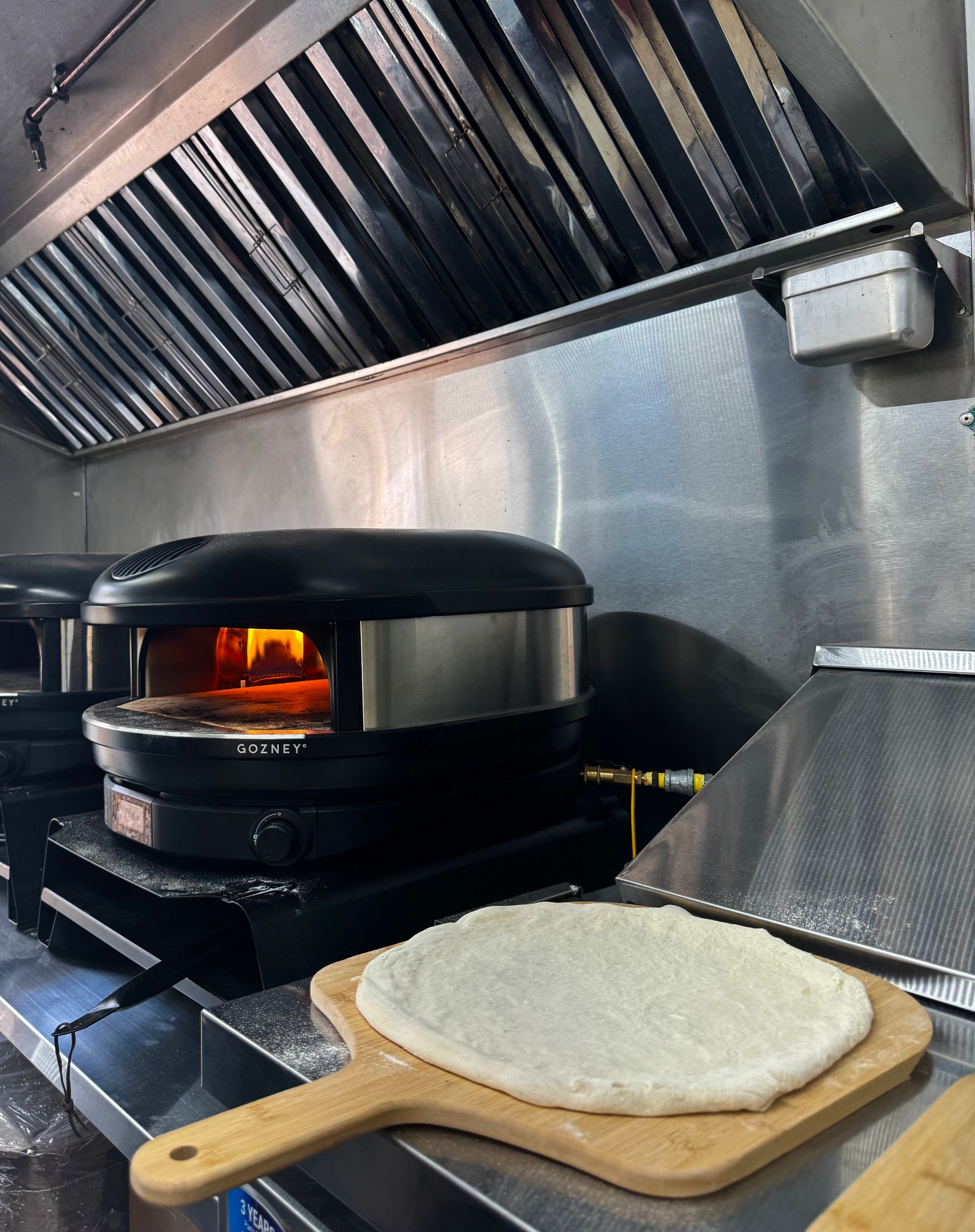 Captain's Pizza's image