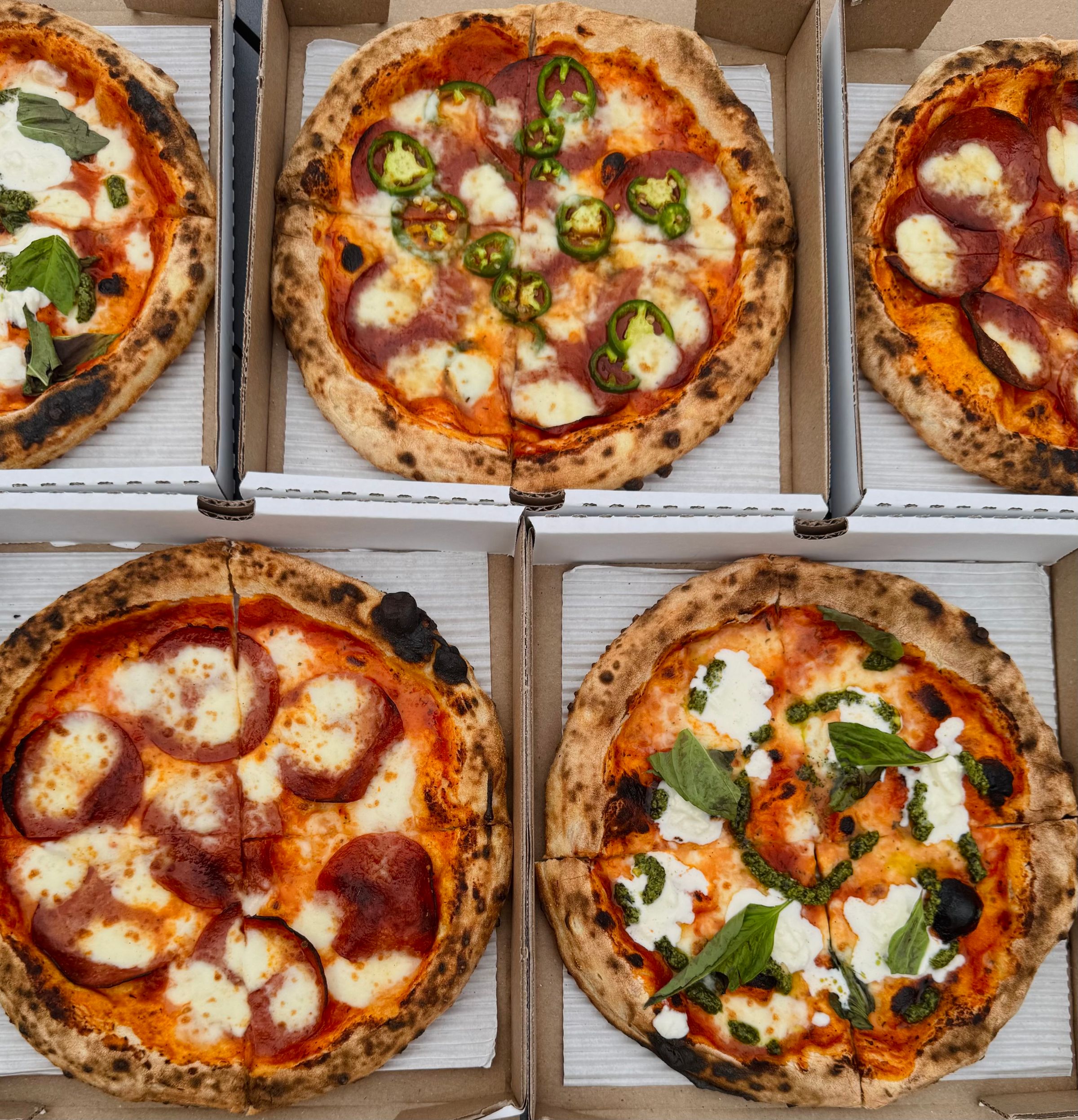 Captain's Pizza's image