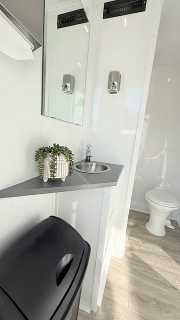 ADM RENTAL SERVICES's image