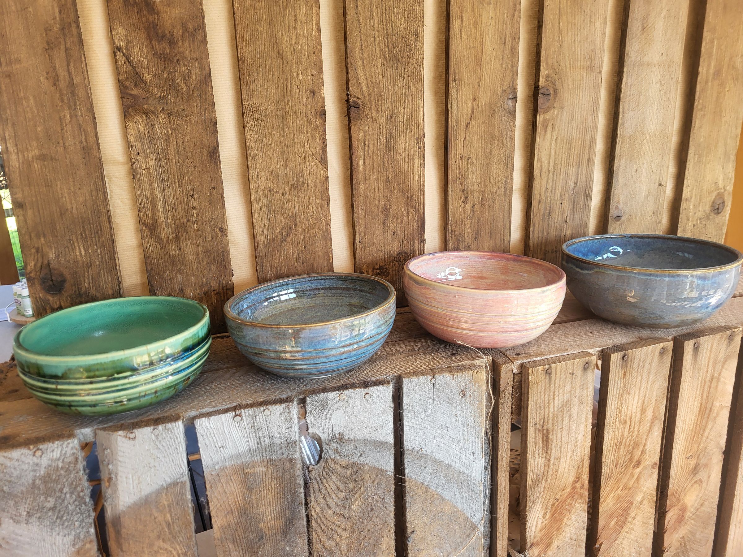 Approx 13cm diameter, 6cm high cereal bowls
