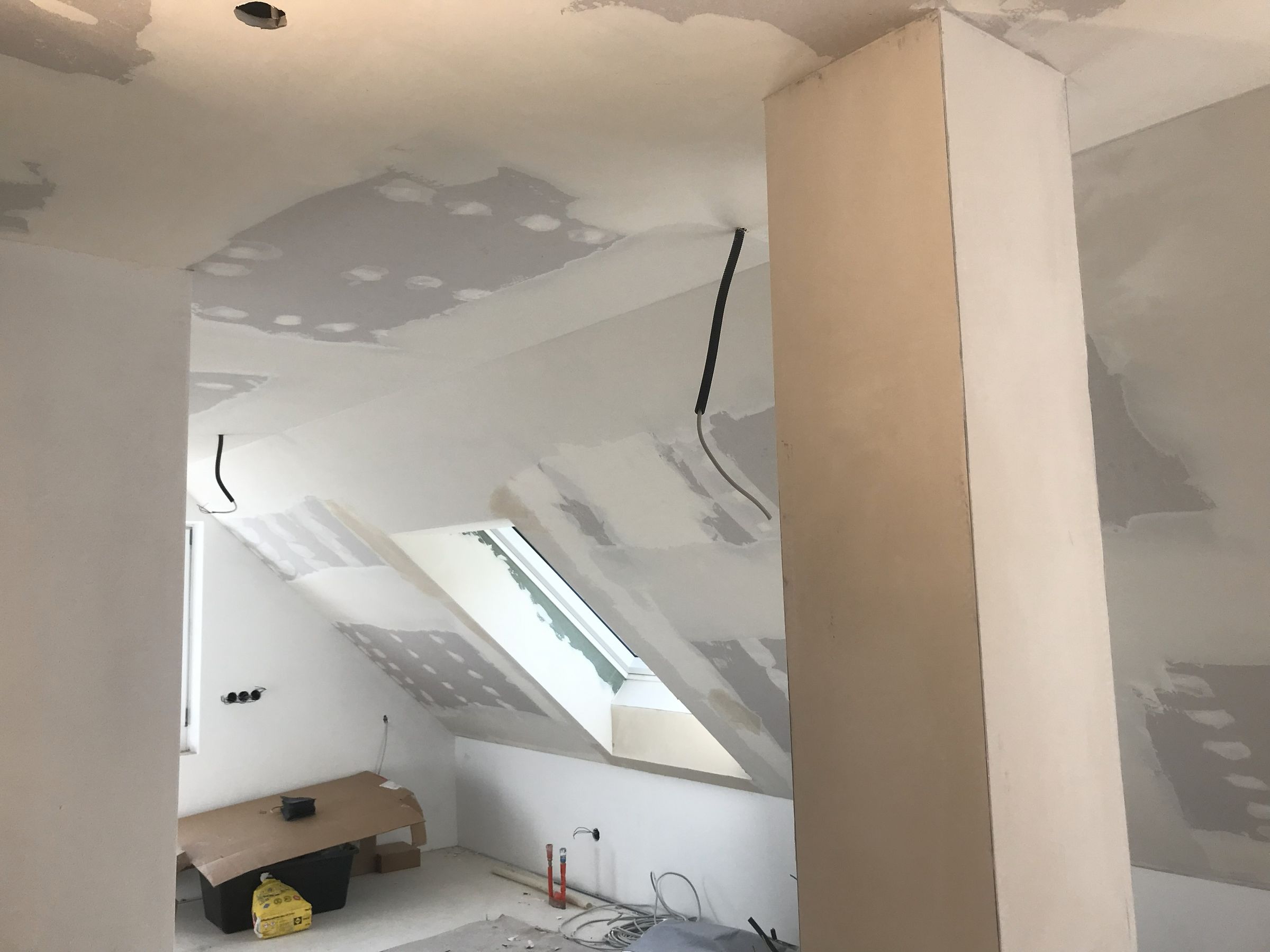 DACHGESCHOSS 3 MAL GESPACHTELT Q3/Q4