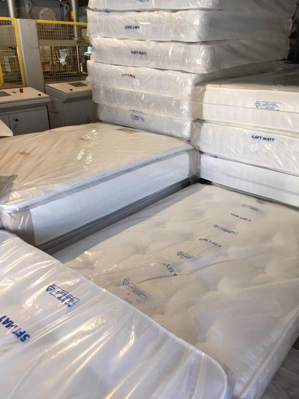  CHESTER DISCOUNT BEDS's image
