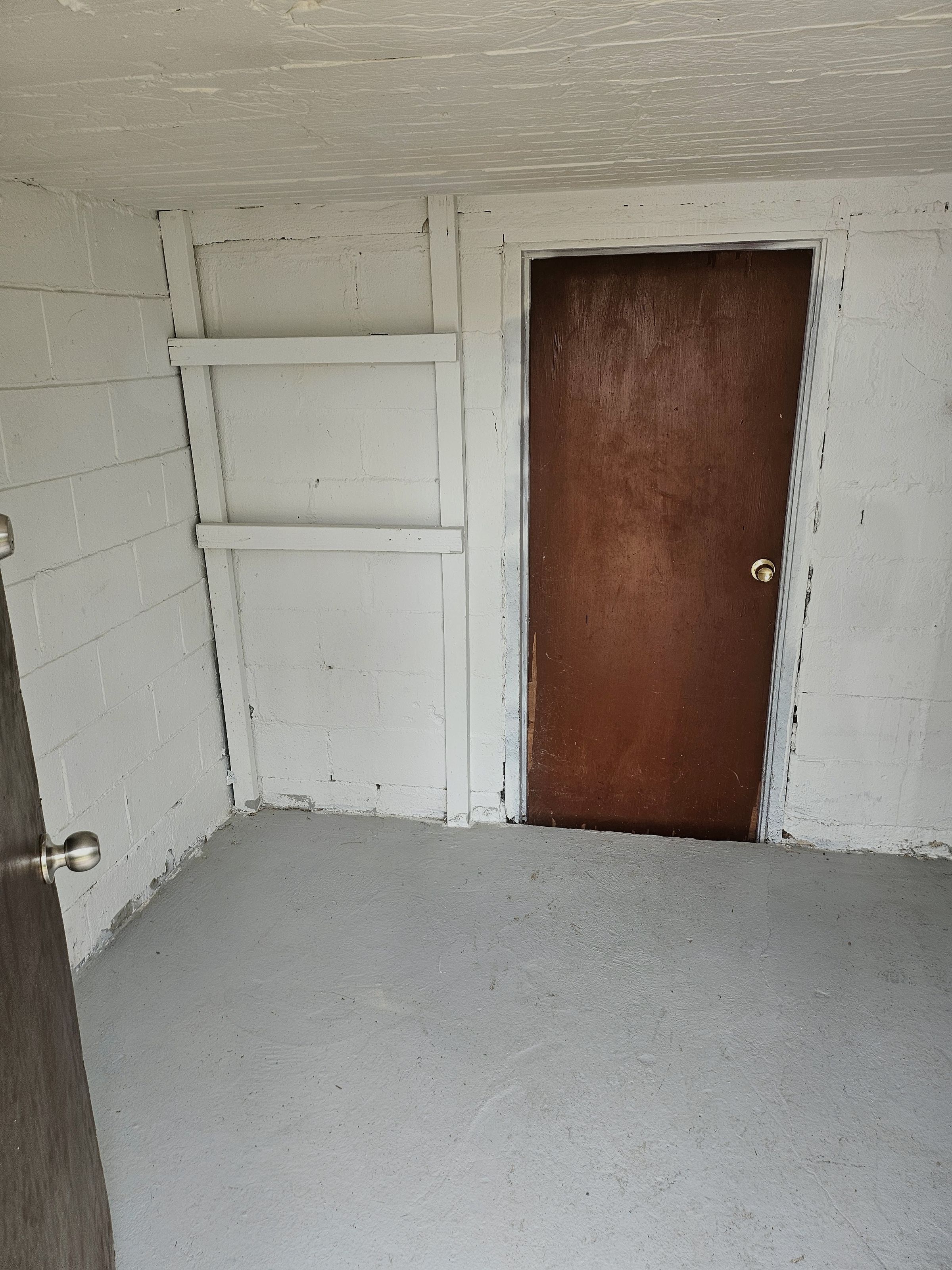 Basement Entry Room