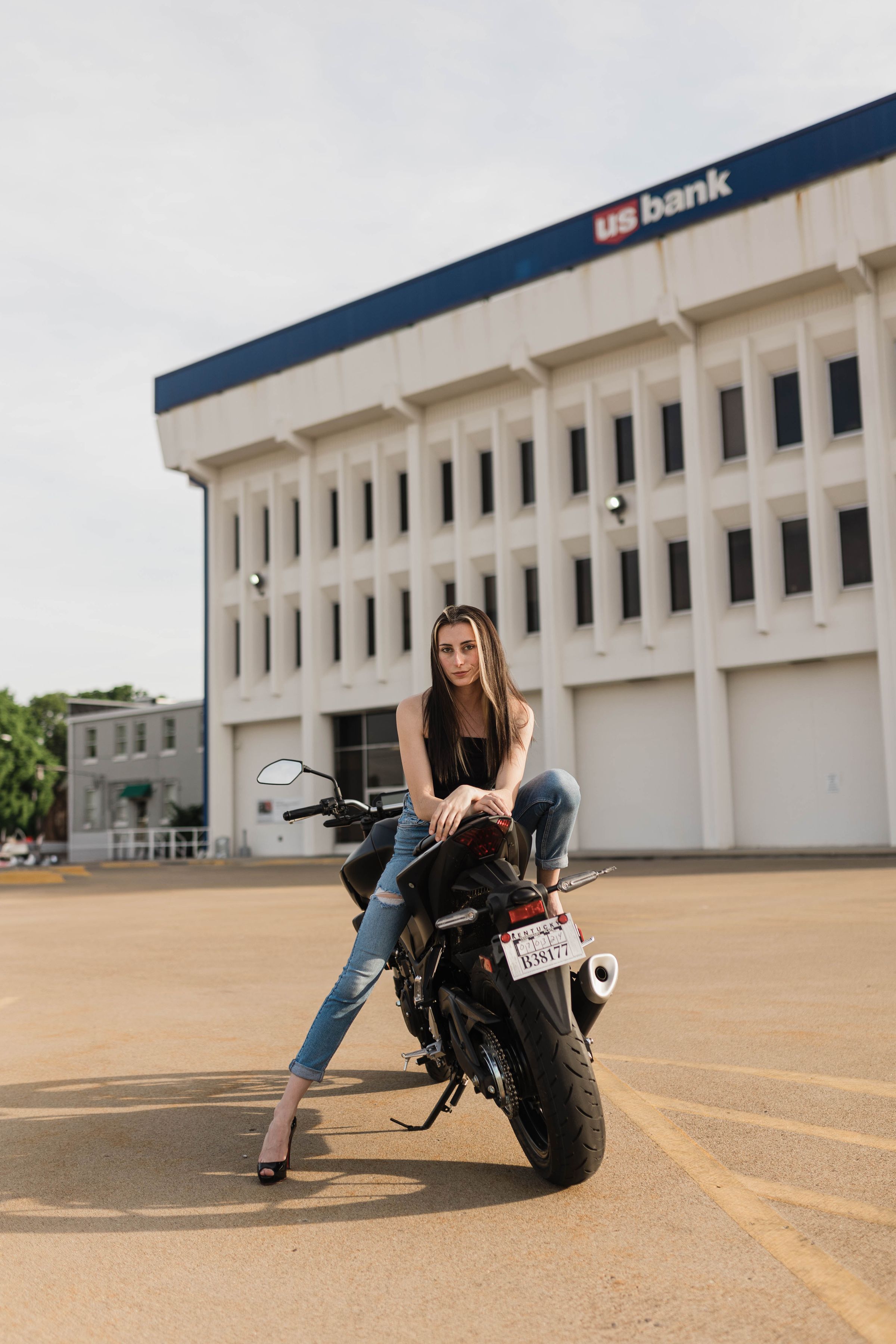 Wheels & Women's image