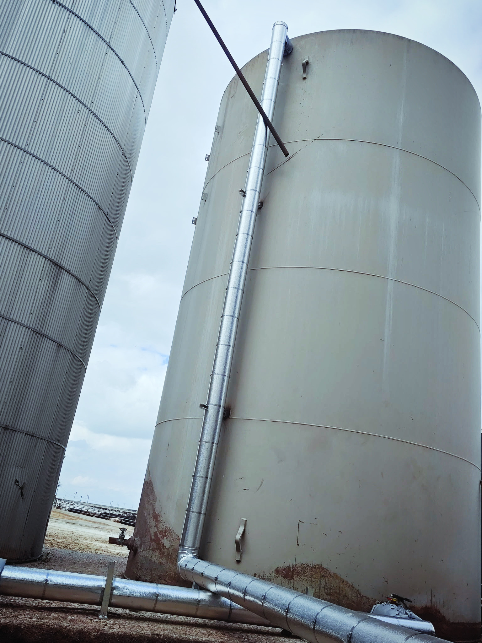 Insulated Lines for Storage Tank